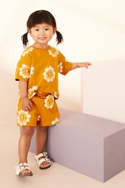 Yellow Daisy T-Shirt And Shorts Set (3mths-7yrs) - Image 2 of 7