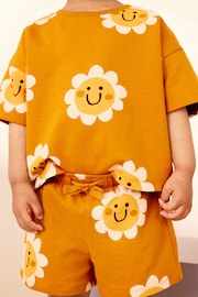 Yellow Daisy T-Shirt And Shorts Set (3mths-7yrs) - Image 6 of 7