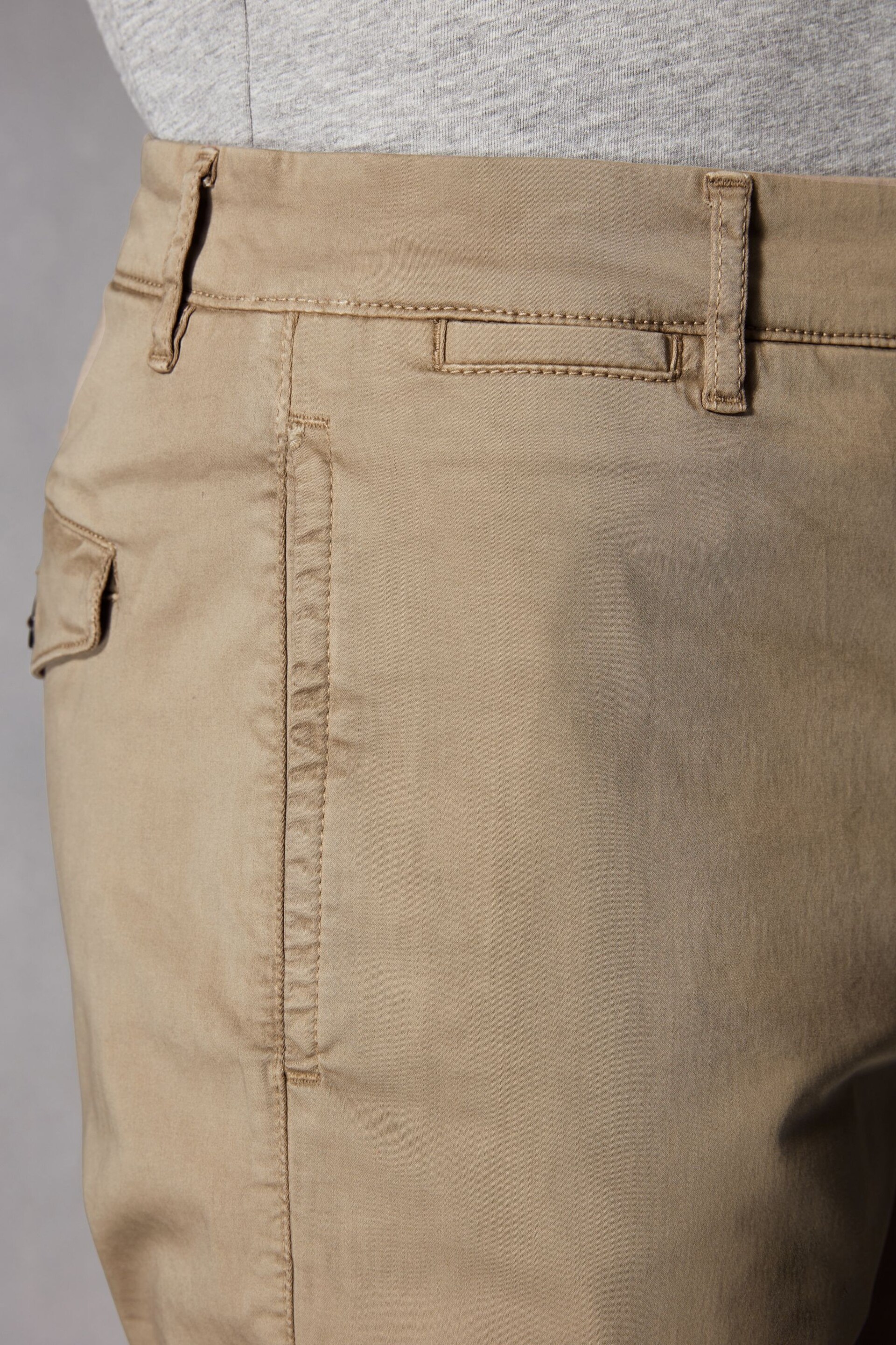 Stone Slim Fit Premium Laundered Stretch Chino Shorts - Image 4 of 10