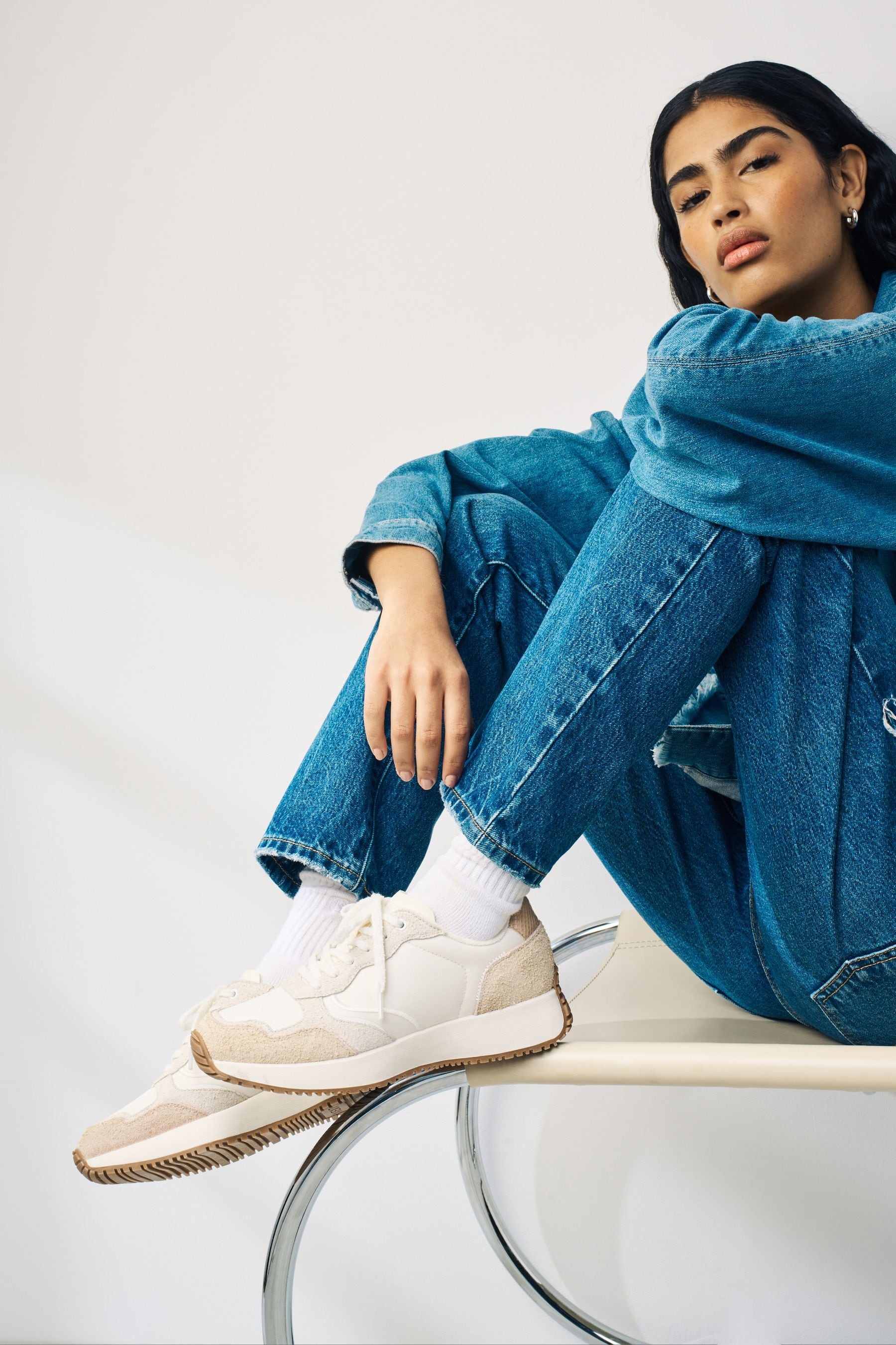 New balance white chunky trainers online
