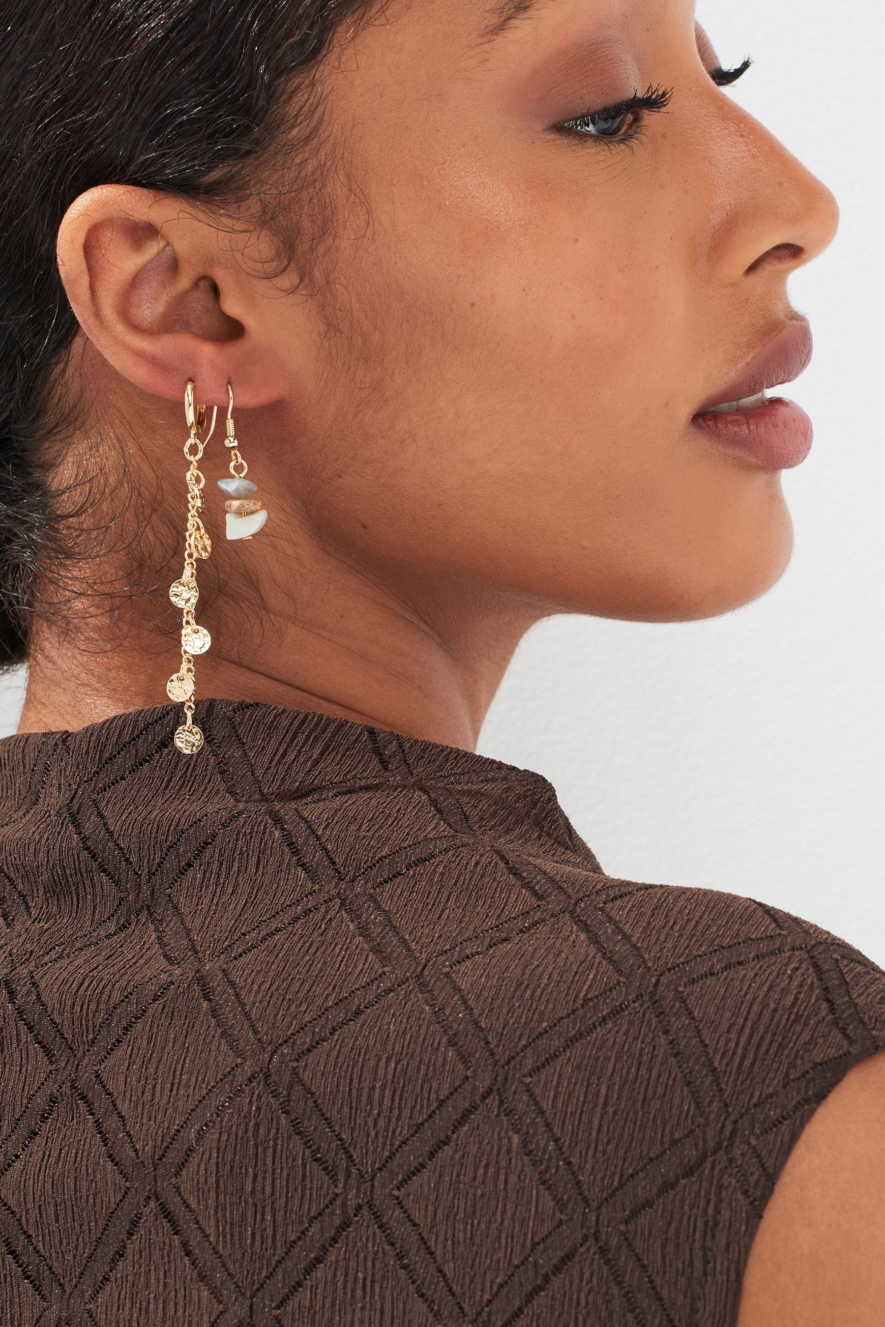 Long earrings that go up your ear shop