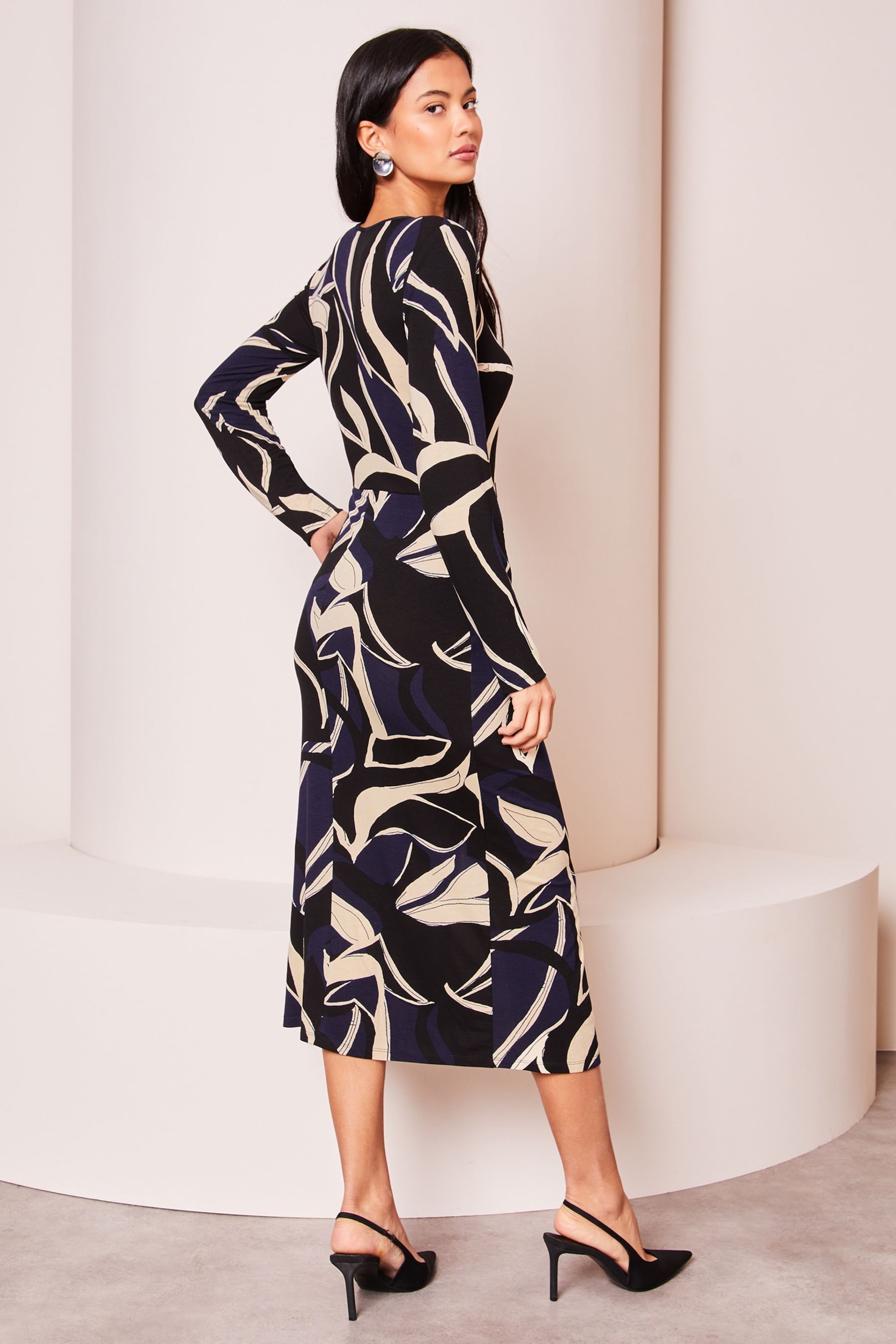 Lipsy Navy Blue Ruched Side Long Sleeve Printed Midi Dress - Image 2 of 4