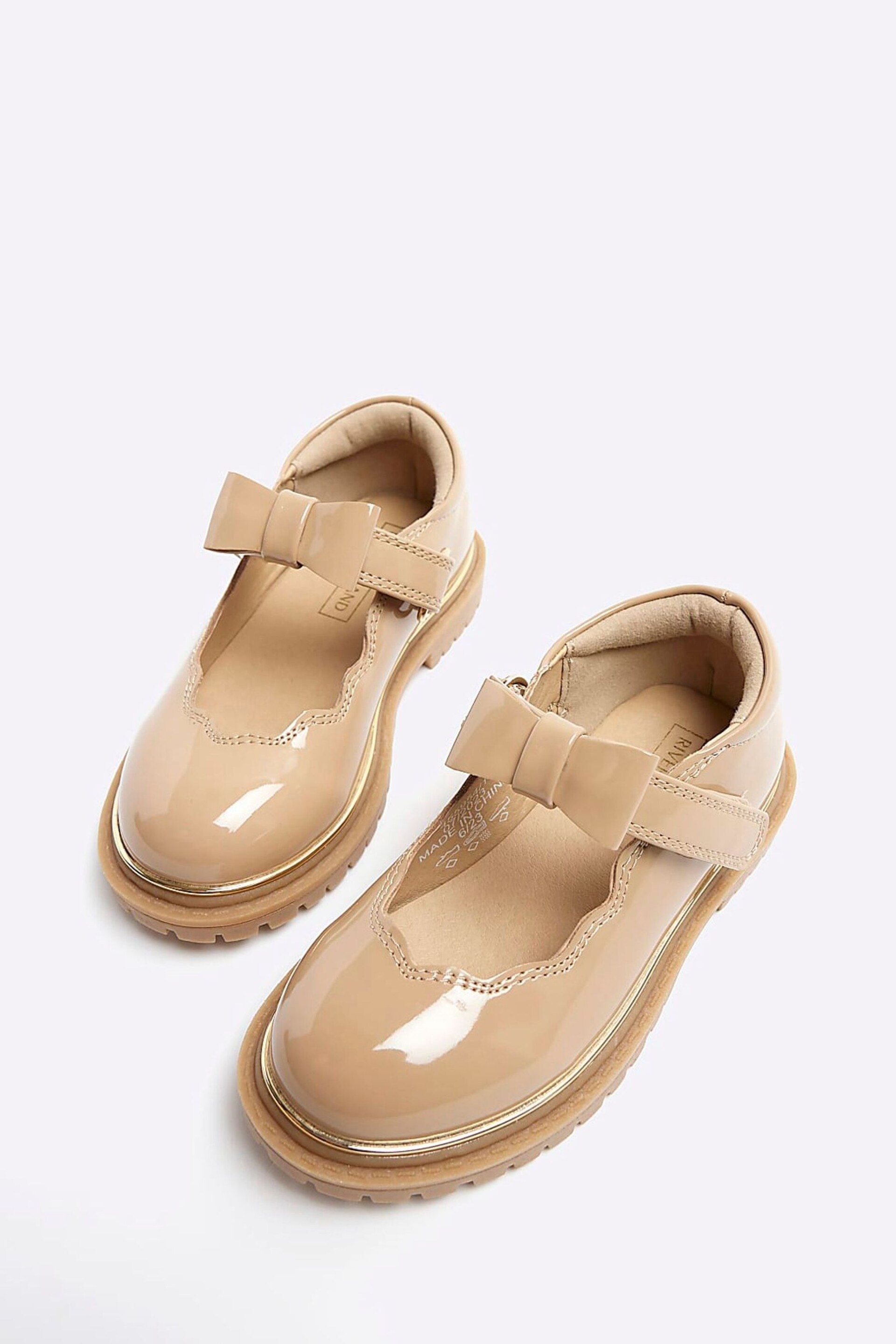 River Island Brown Girls Scallop Bow Mary Jane Shoes - Image 4 of 5