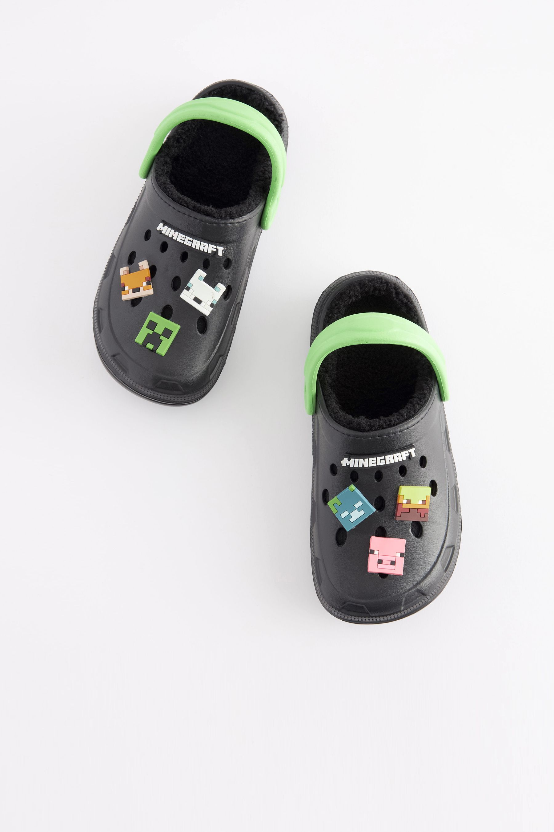 Crocs 22251 store