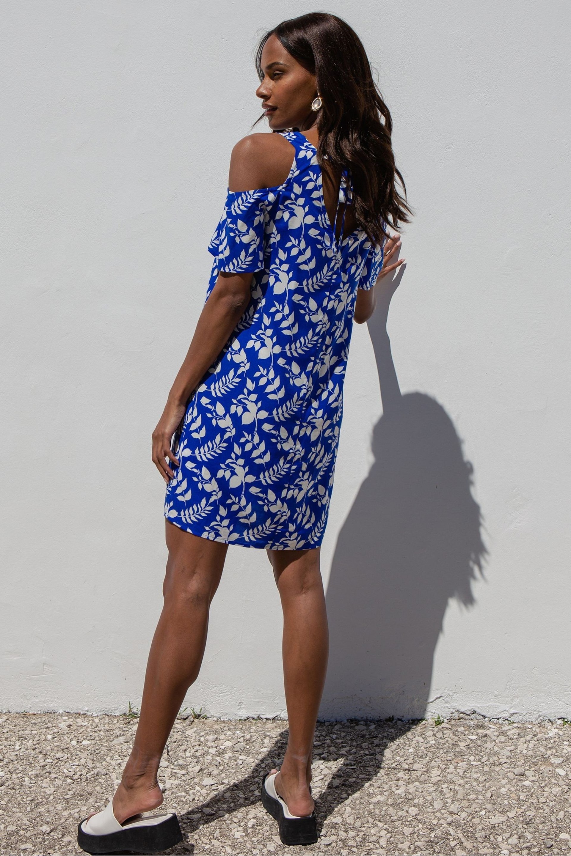 Threadbare Blue Mini Cold Shoulder Shift Dress - Image 4 of 4