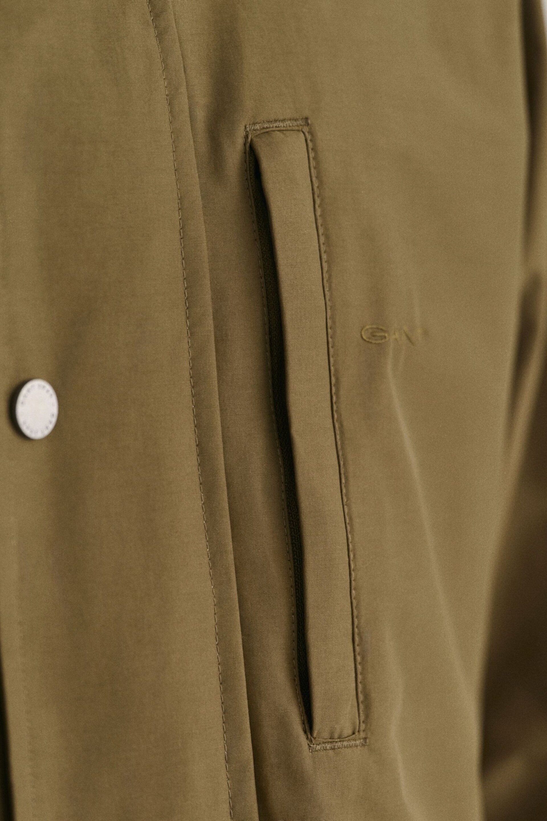 GANT Green Lightweight Water Repellent Mist Jacket - Image 7 of 12