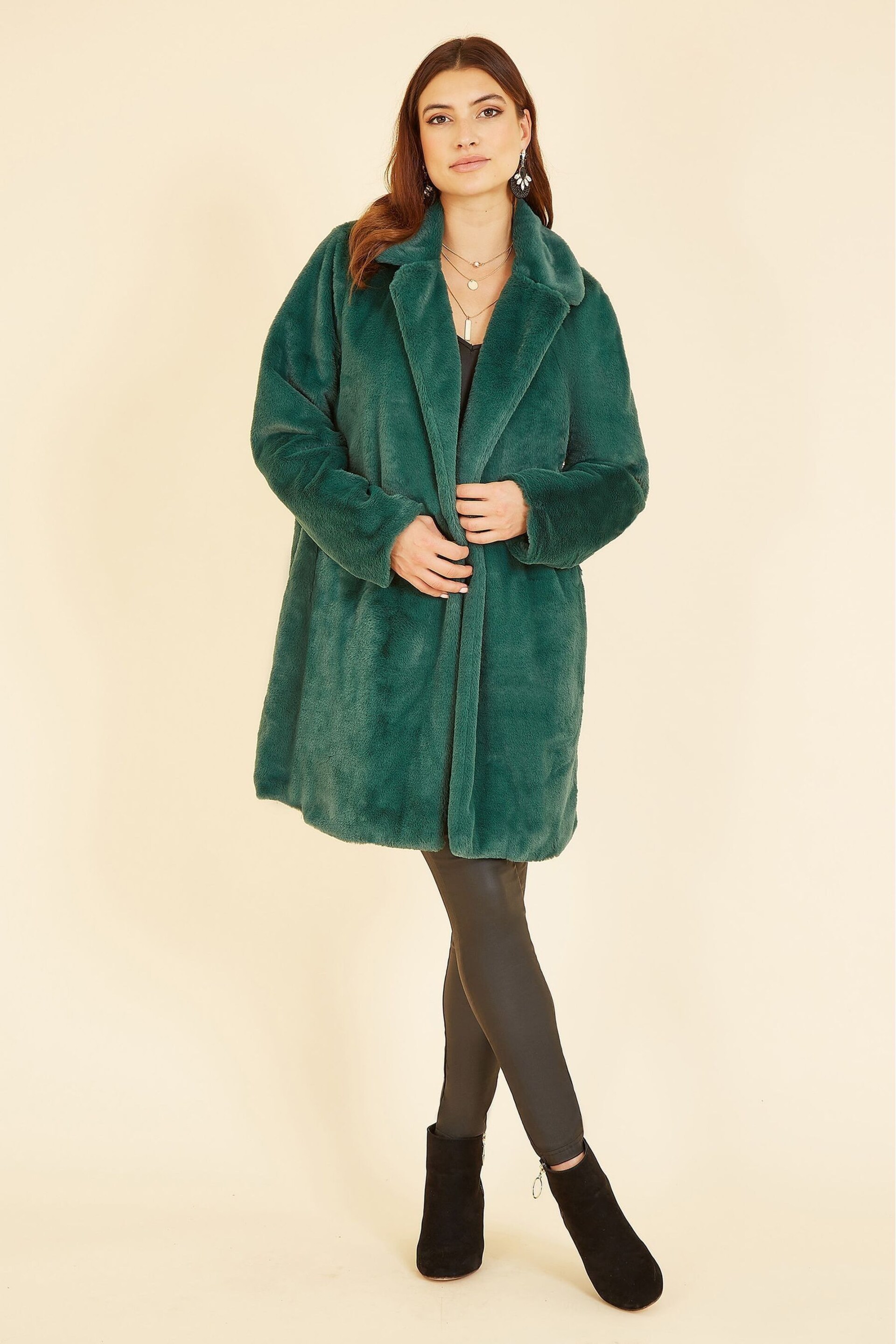 Yumi Green Velvet Faux Fur Coat - Image 3 of 5
