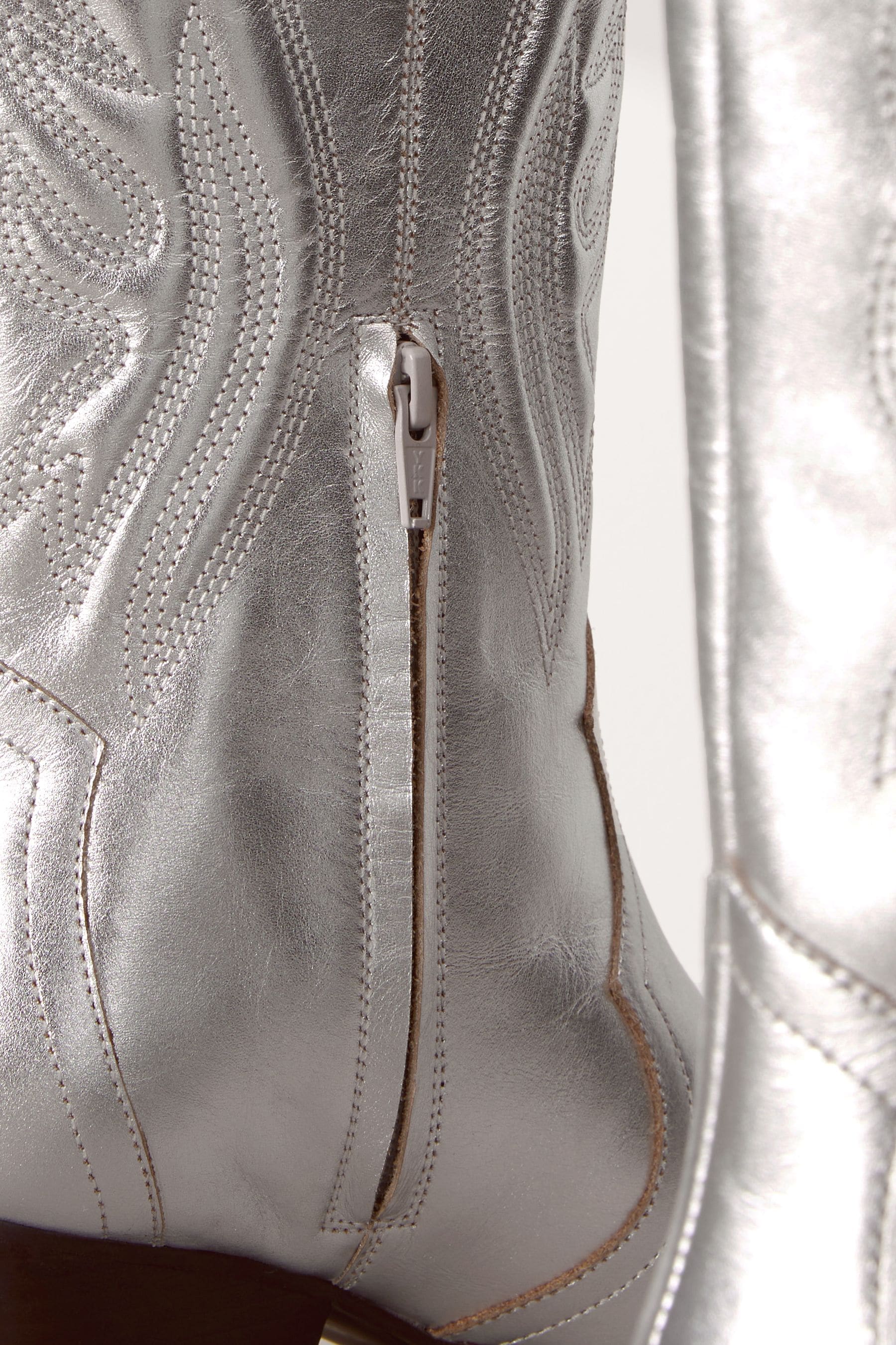 Mens silver cowboy boots clearance