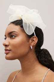 Ivory Wedding Fascinator - Image 1 of 3