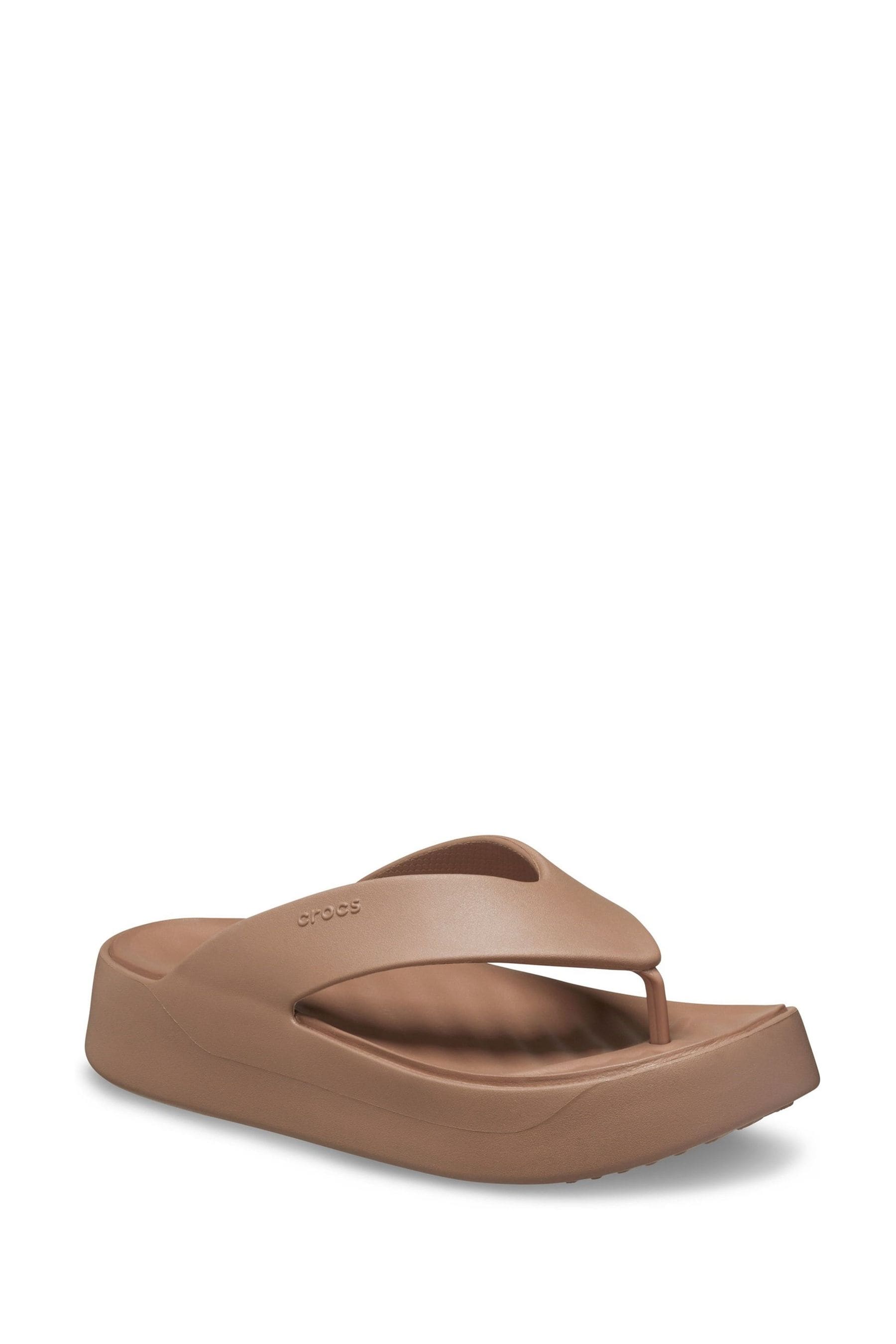 Brown crocs flip flops clearance