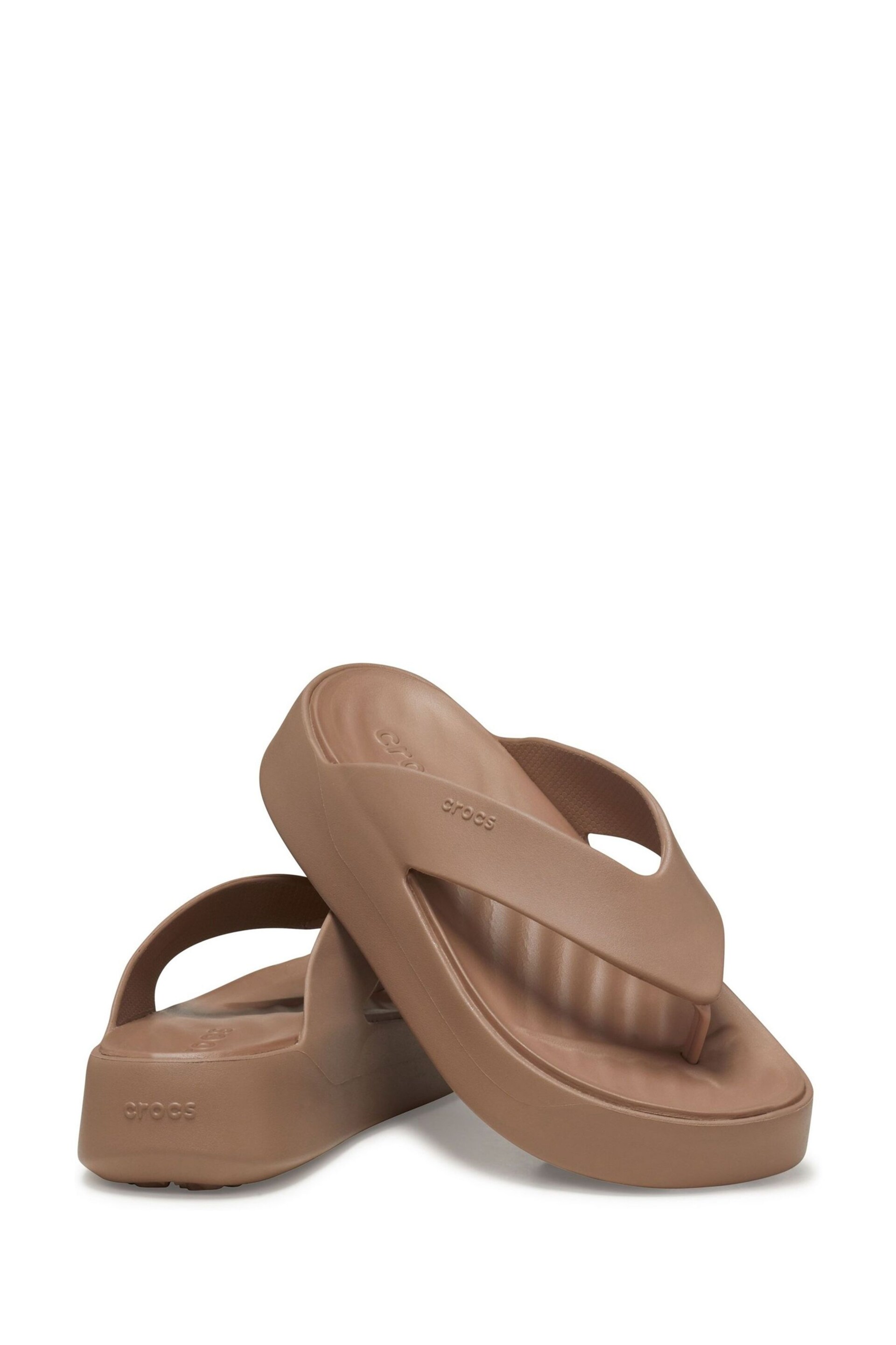 Crocs Getaway Platform Flip Flops - Image 3 of 5