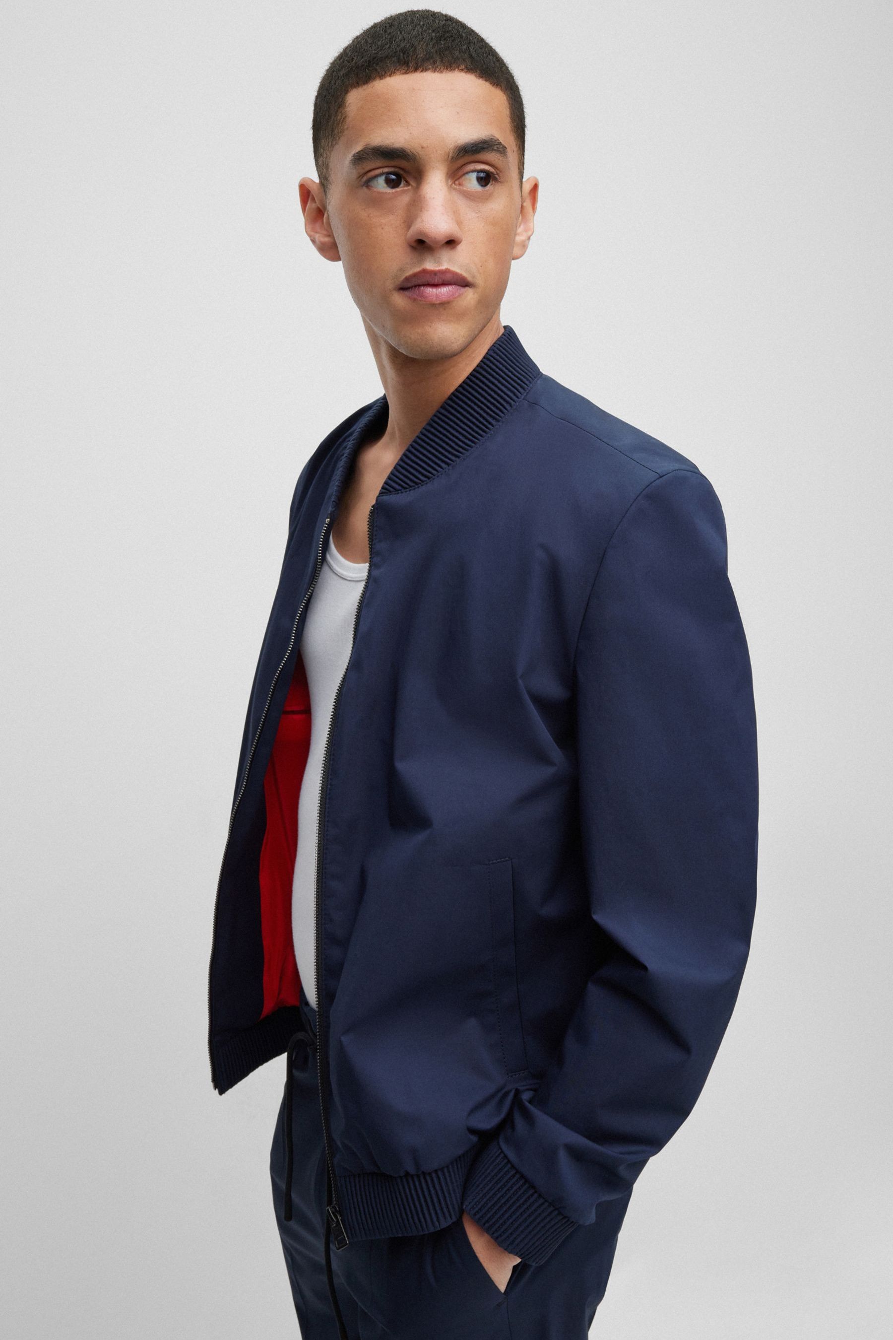 Muscle fit bomber jacket outlet