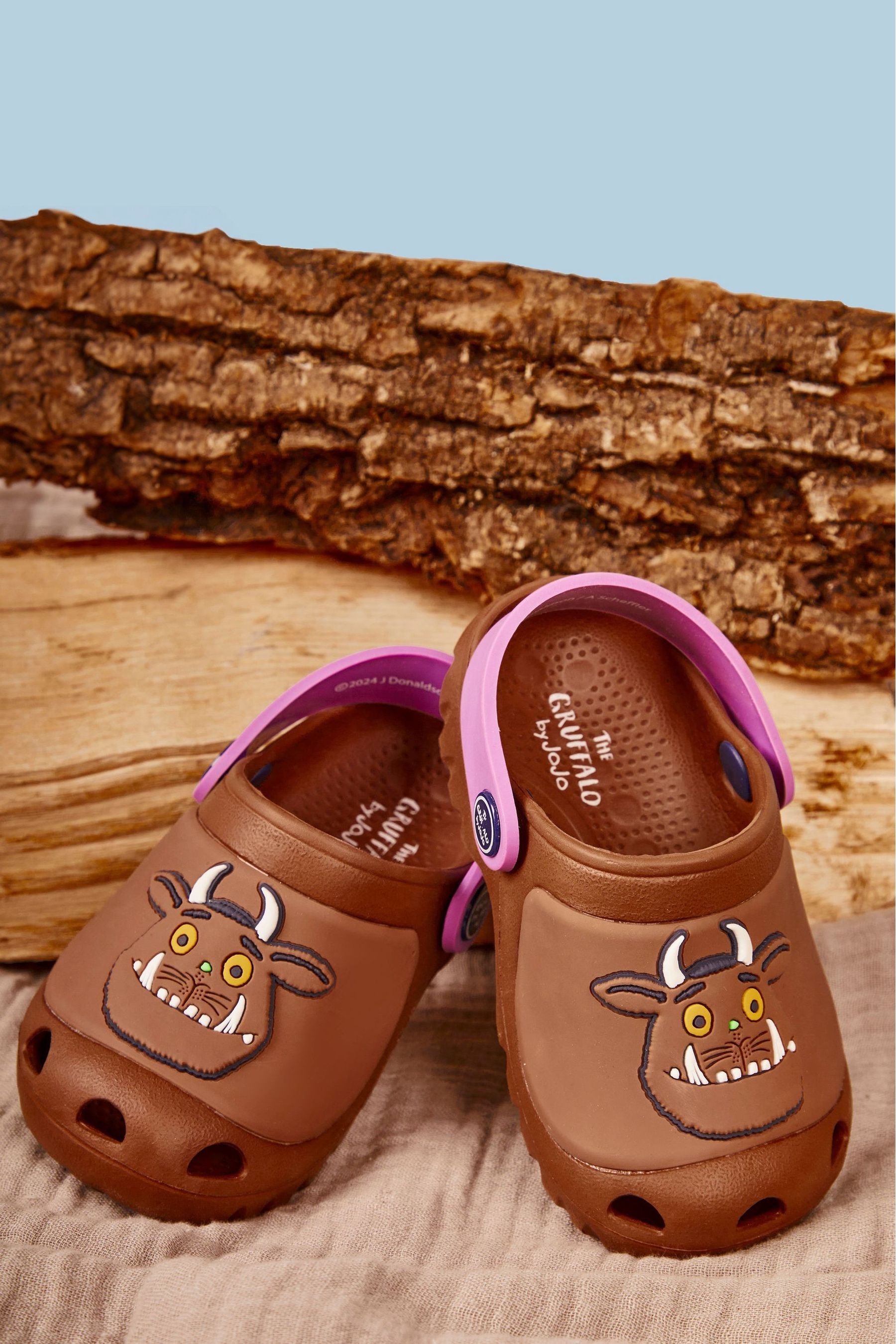 Children's gruffalo slippers hotsell