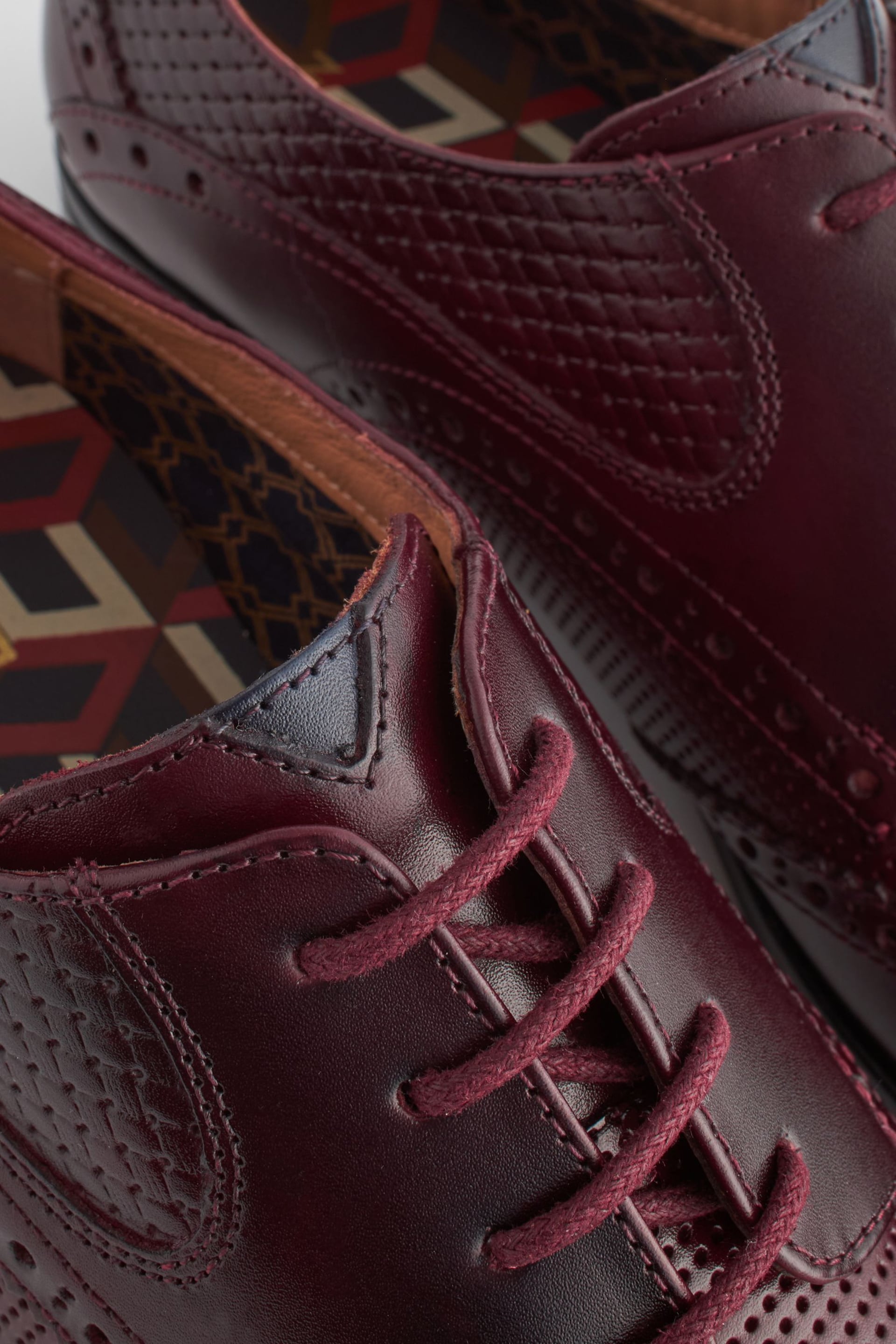Burgundy Red Leather Embossed Wing Cap Brogues Shoes - Image 7 of 8