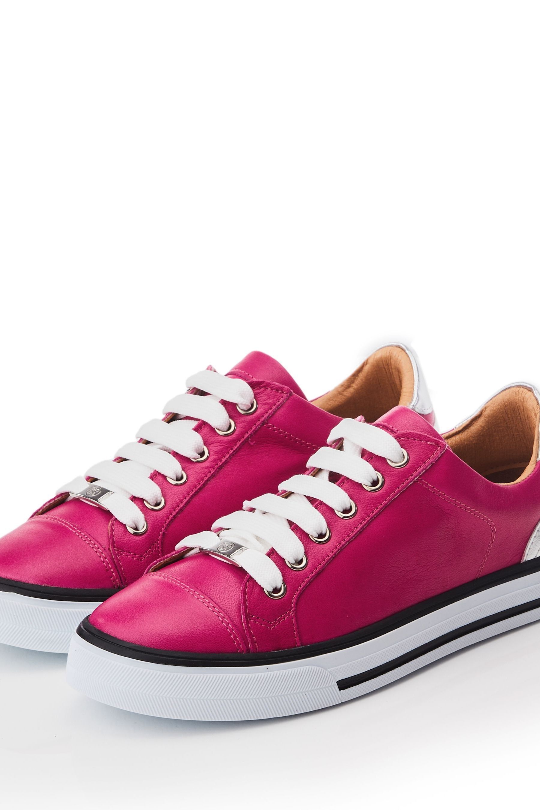 Moda in pelle pink trainers store