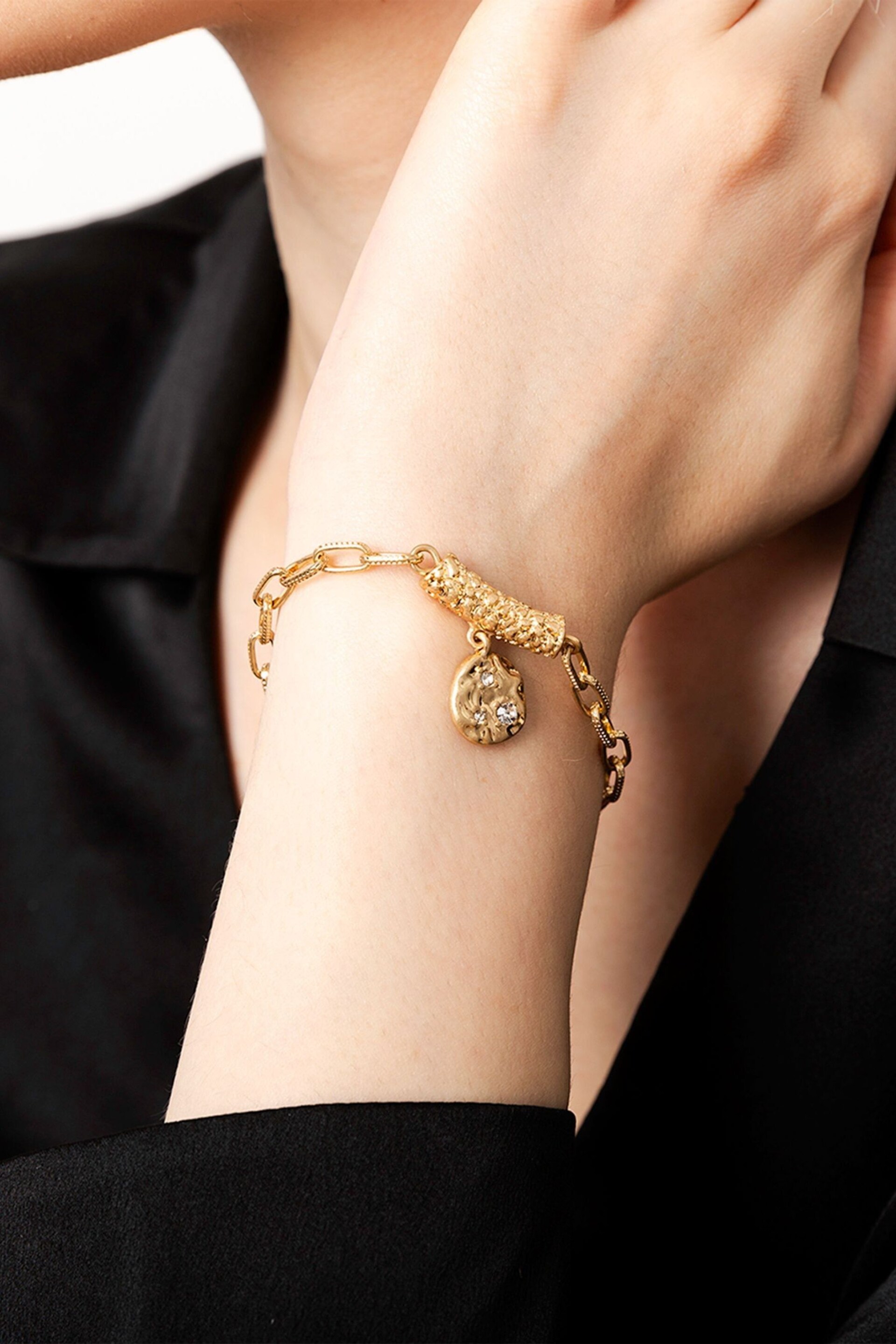 Bibi Bijoux Gold Tone 'Radiance' Bracelet and Earrings Set - Image 4 of 4