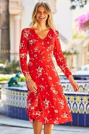 Sosandar Red Floral Print Ruched Waist Button Front Midi Dress - Image 4 of 5