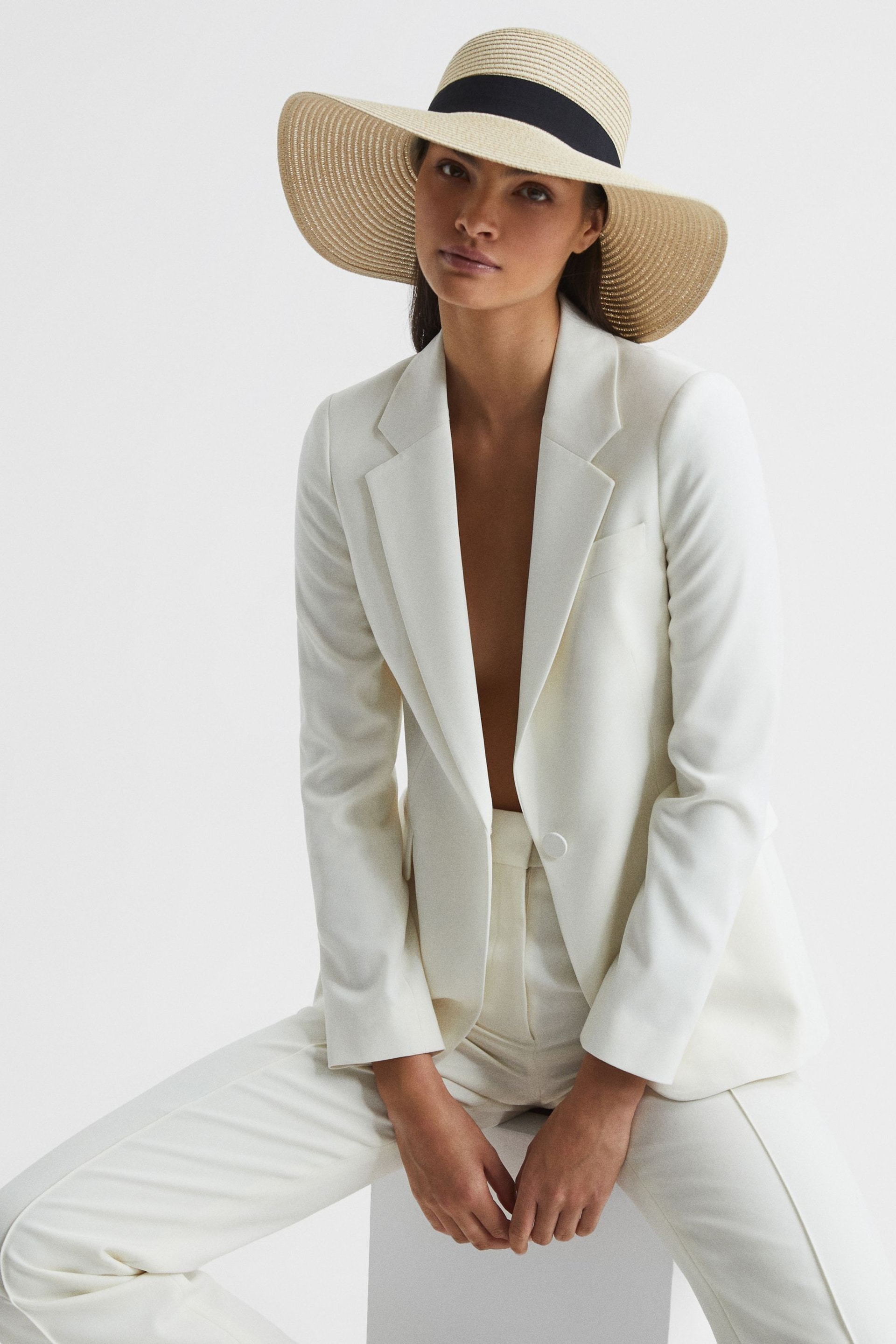 Reiss Natural Lexi Woven Wide Brim Hat - Image 3 of 5