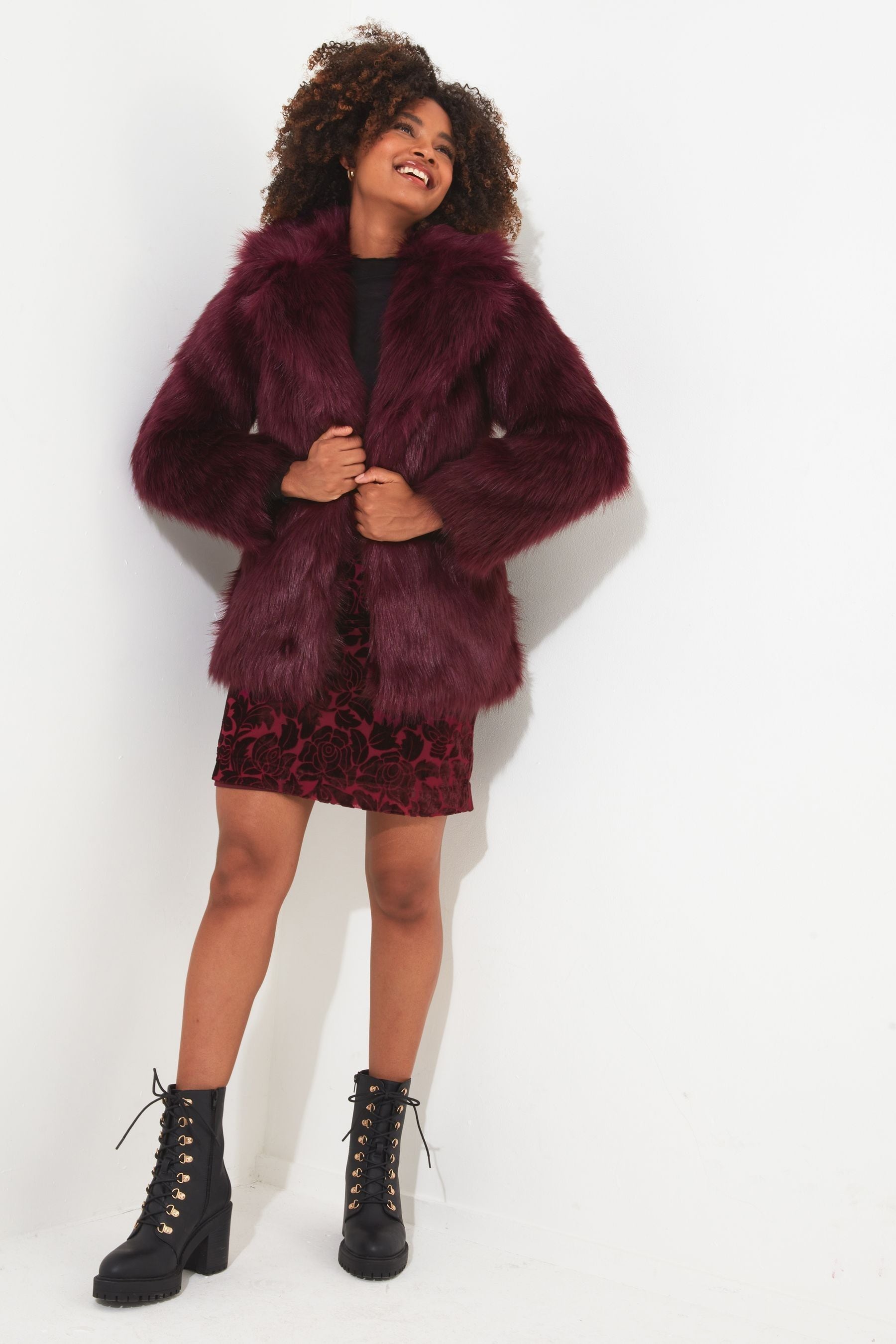 Buy Joe Browns Fabuleux manteau en fausse fourrure from Next Luxembourg