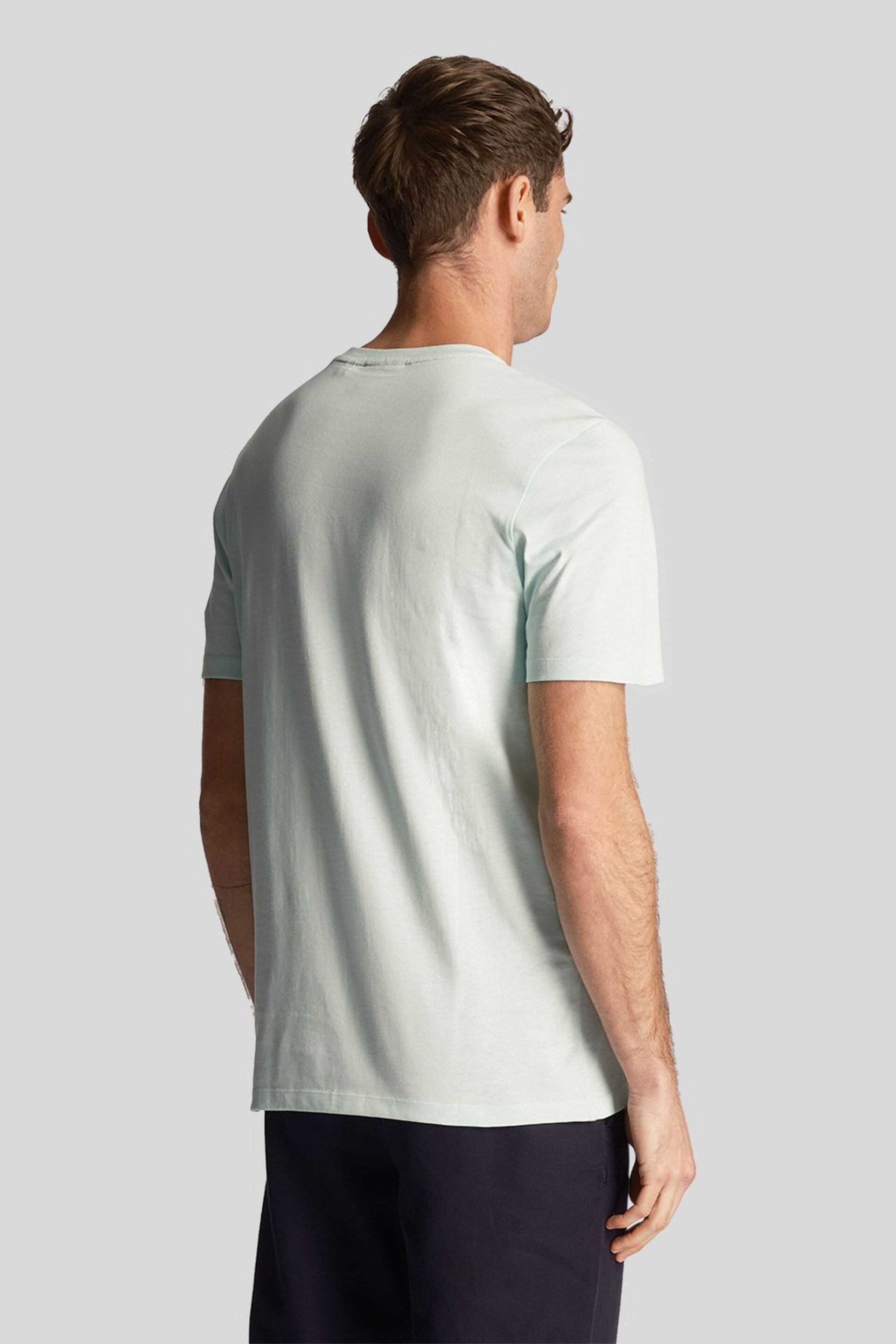Lyle & Scott Pocket T-Shirt - Image 4 of 4
