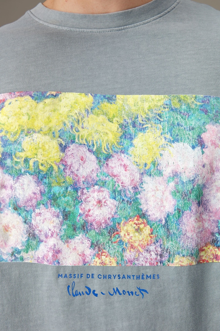 Monet Flowers Light Blue Wash Artist Licence T-Shirt - Image 4 of 7