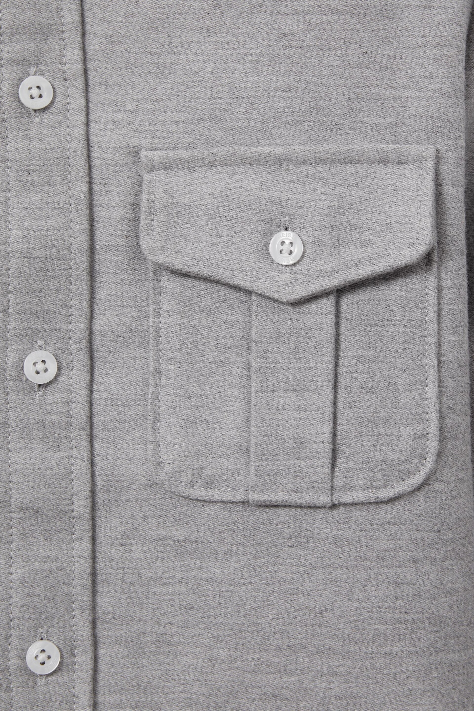 Reiss Soft Grey Thomas Brushed Cotton Patch Pocket Overshirt - Image 4 of 4