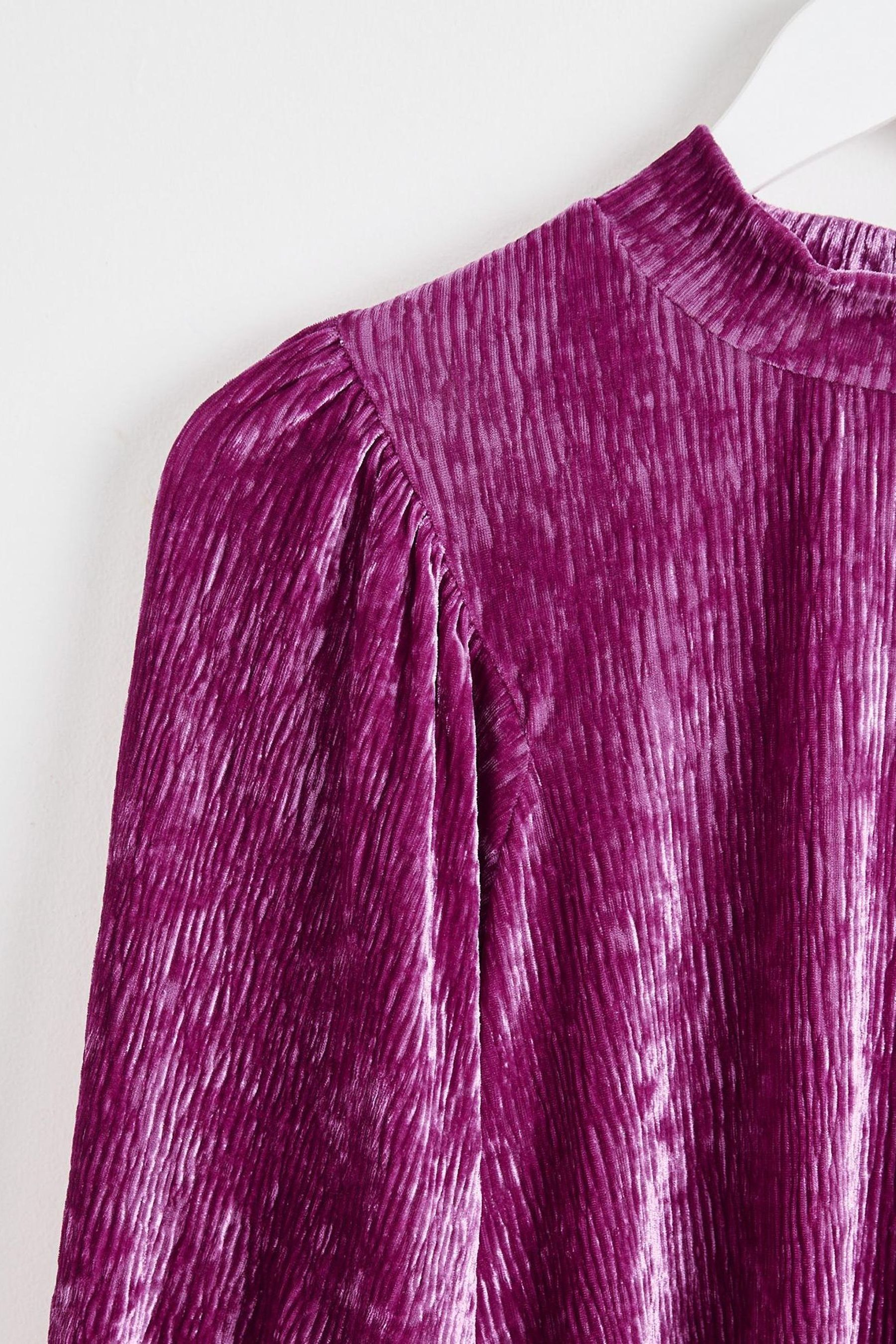 Oliver bonas velvet dress discount