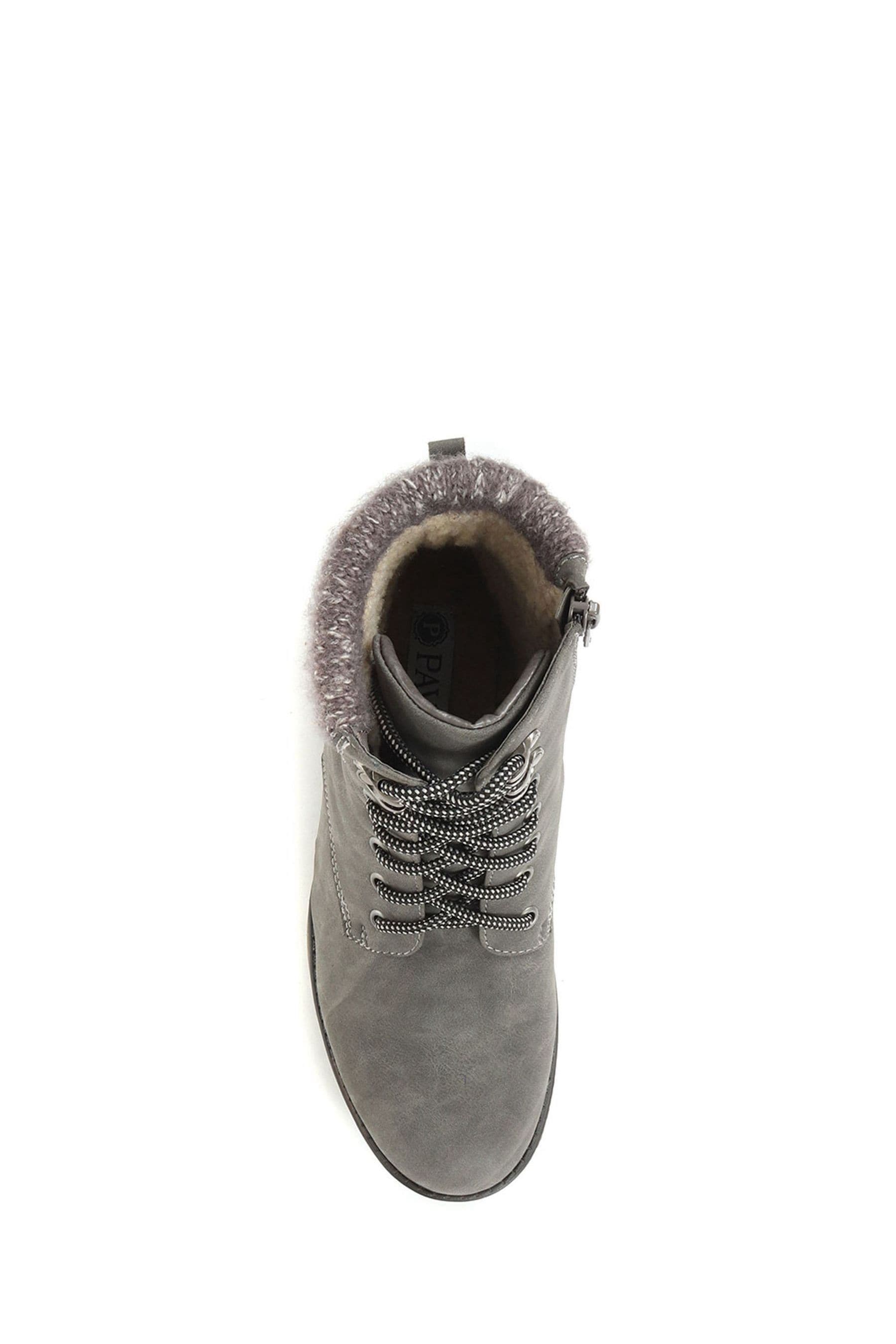 Pavers grey boots outlet