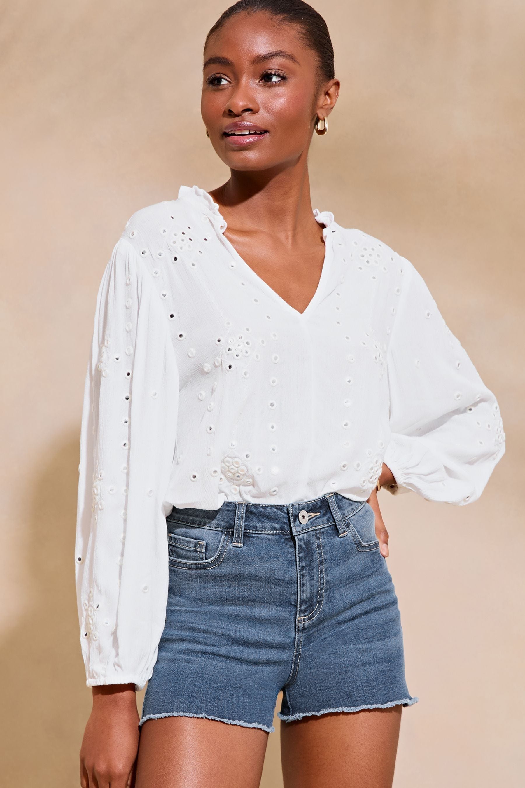Raw hem shorts deals