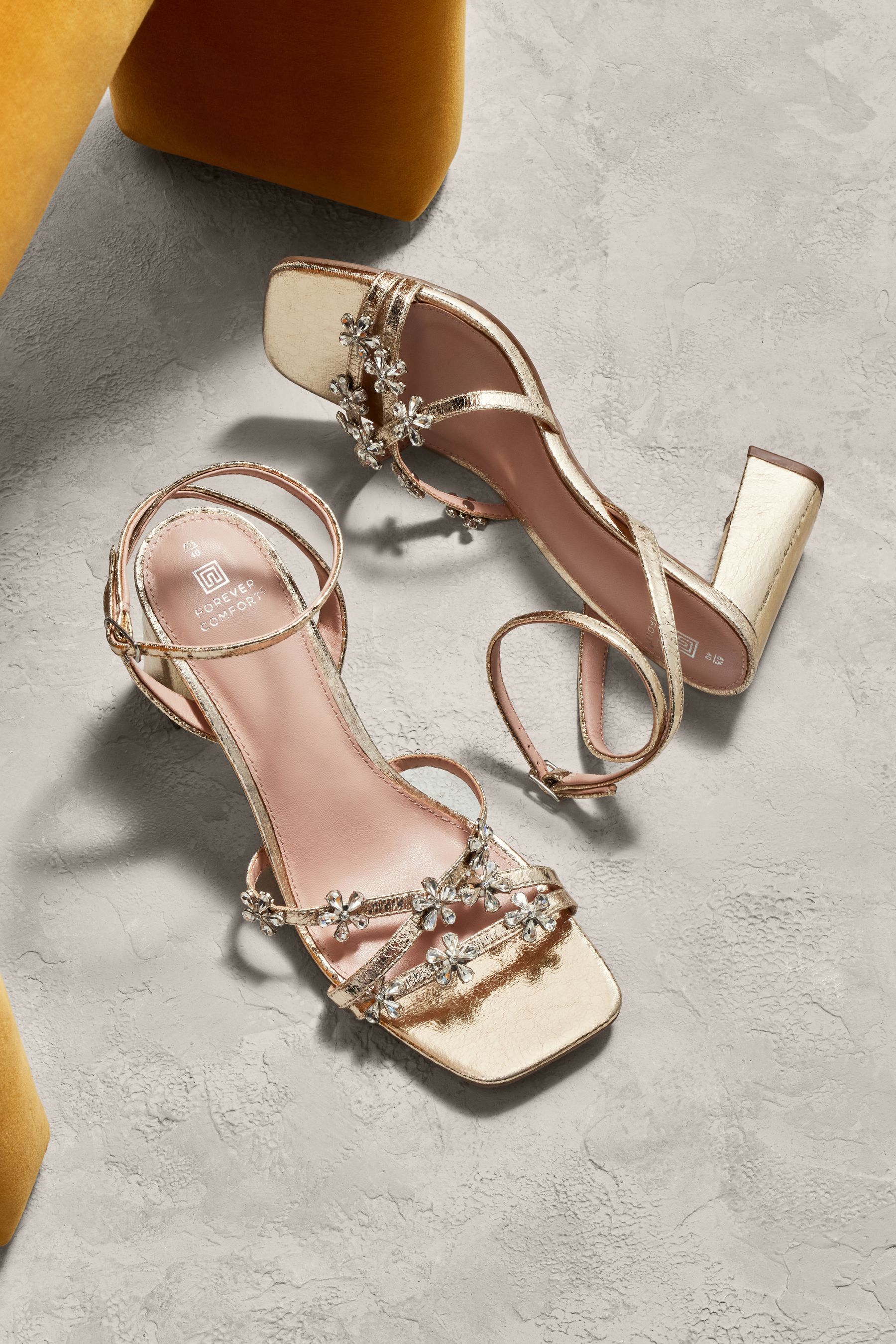 Giona sandal new arrivals