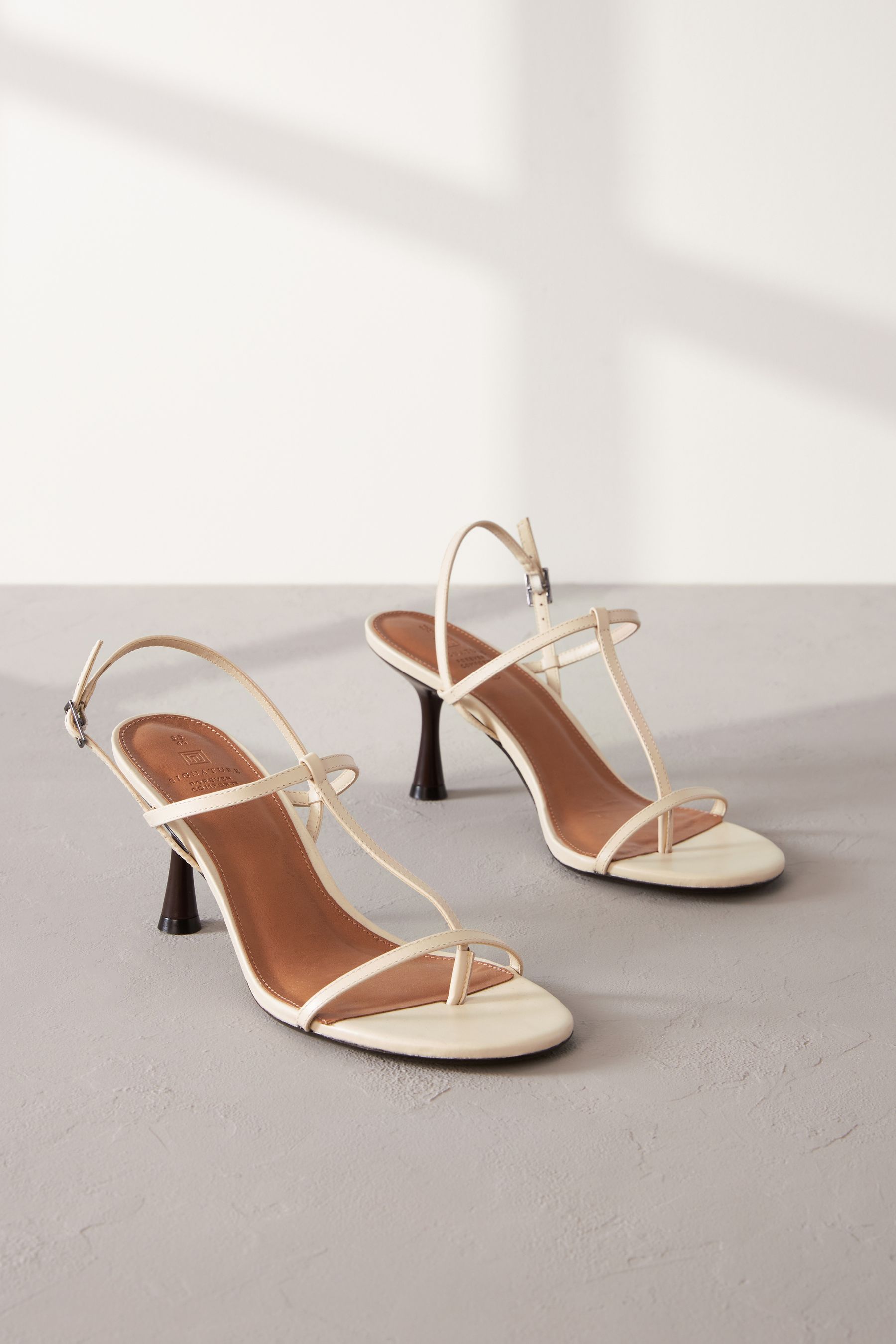 Toe post heeled sandals uk top