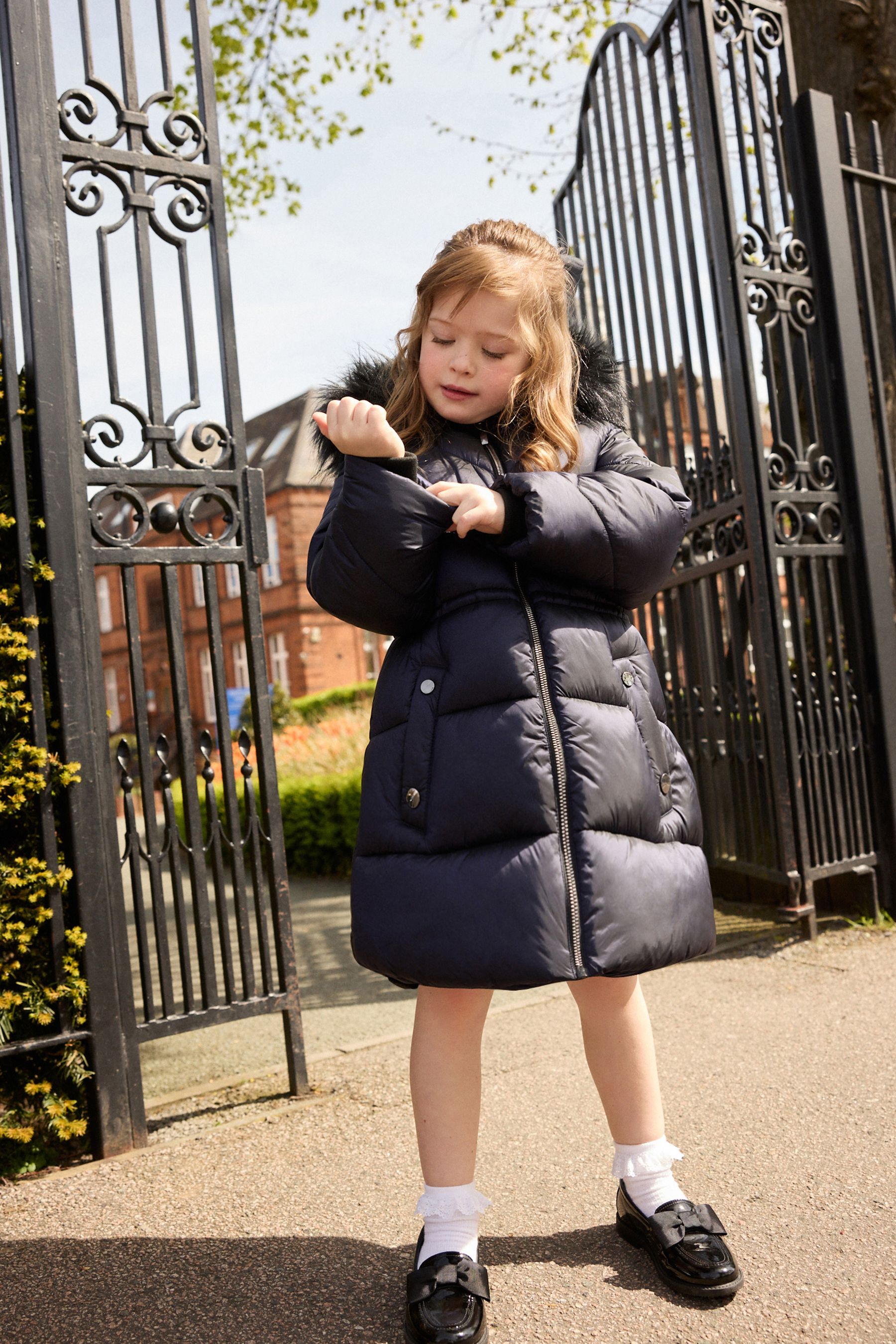 Fur trim padded coat deals