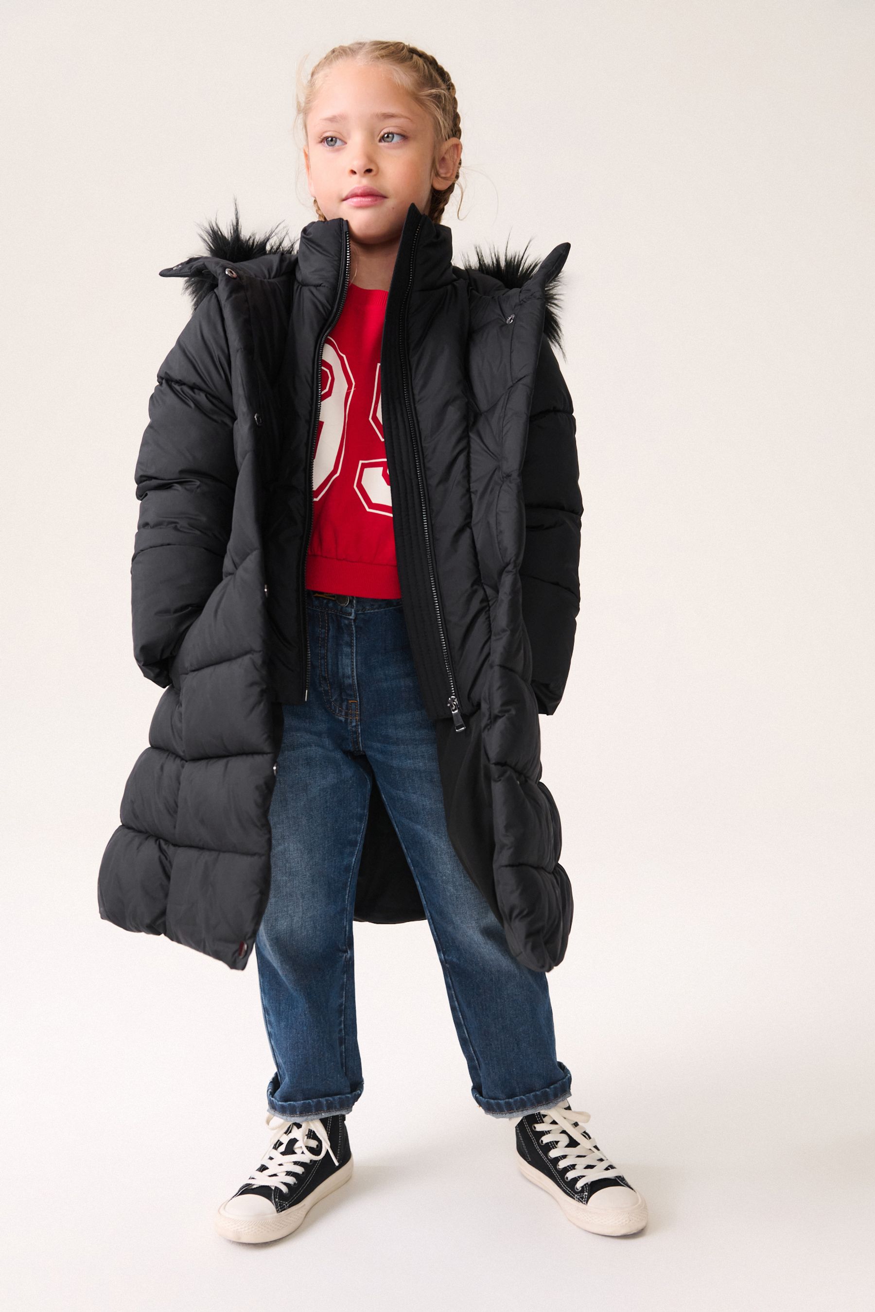 Black coat with fur sleeves online