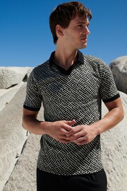 Black/White Cuban Collar Pattern Polo Shirt - Image 3 of 8