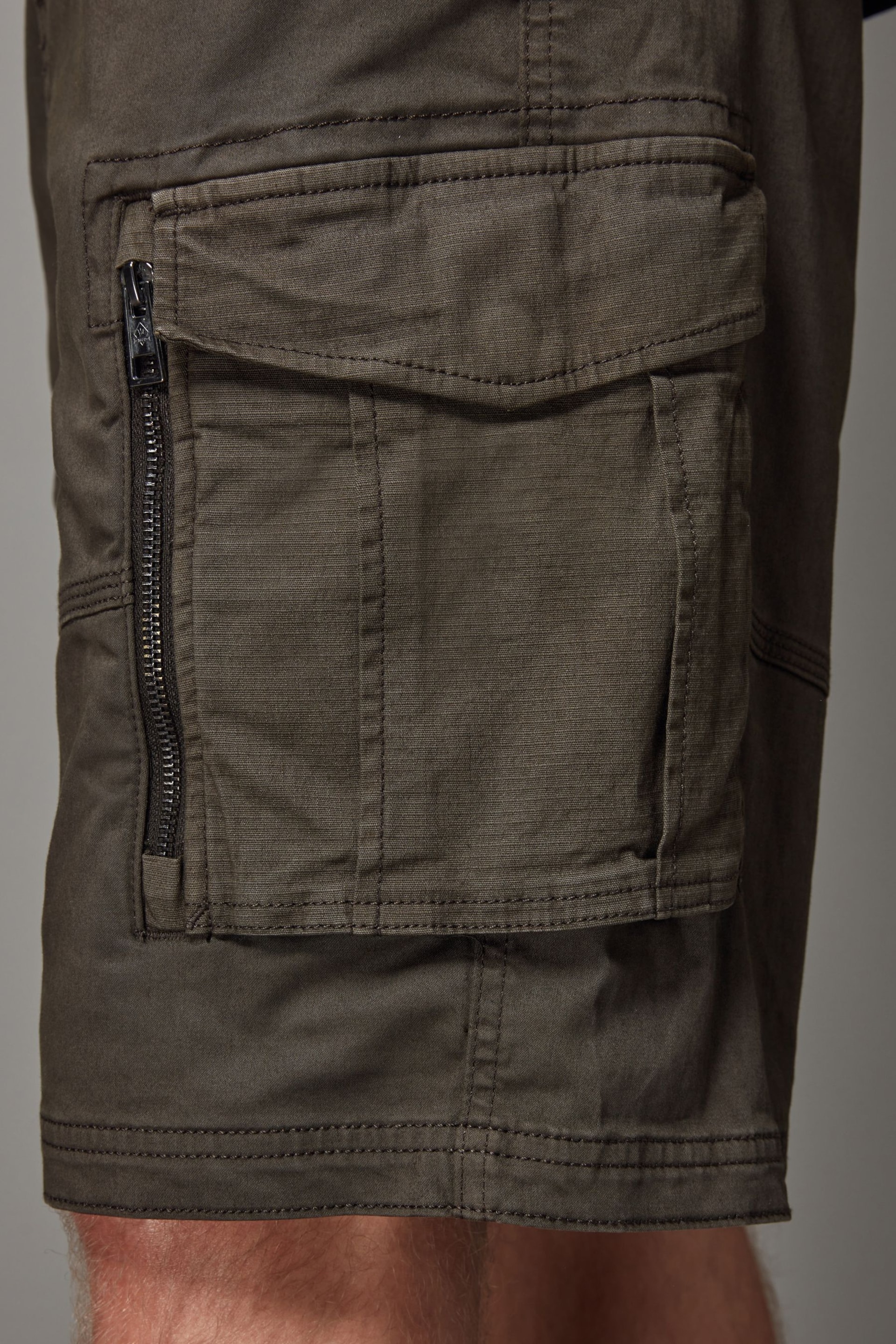 Khaki Green Premium Washed Cotton Cargo Shorts - Image 5 of 10