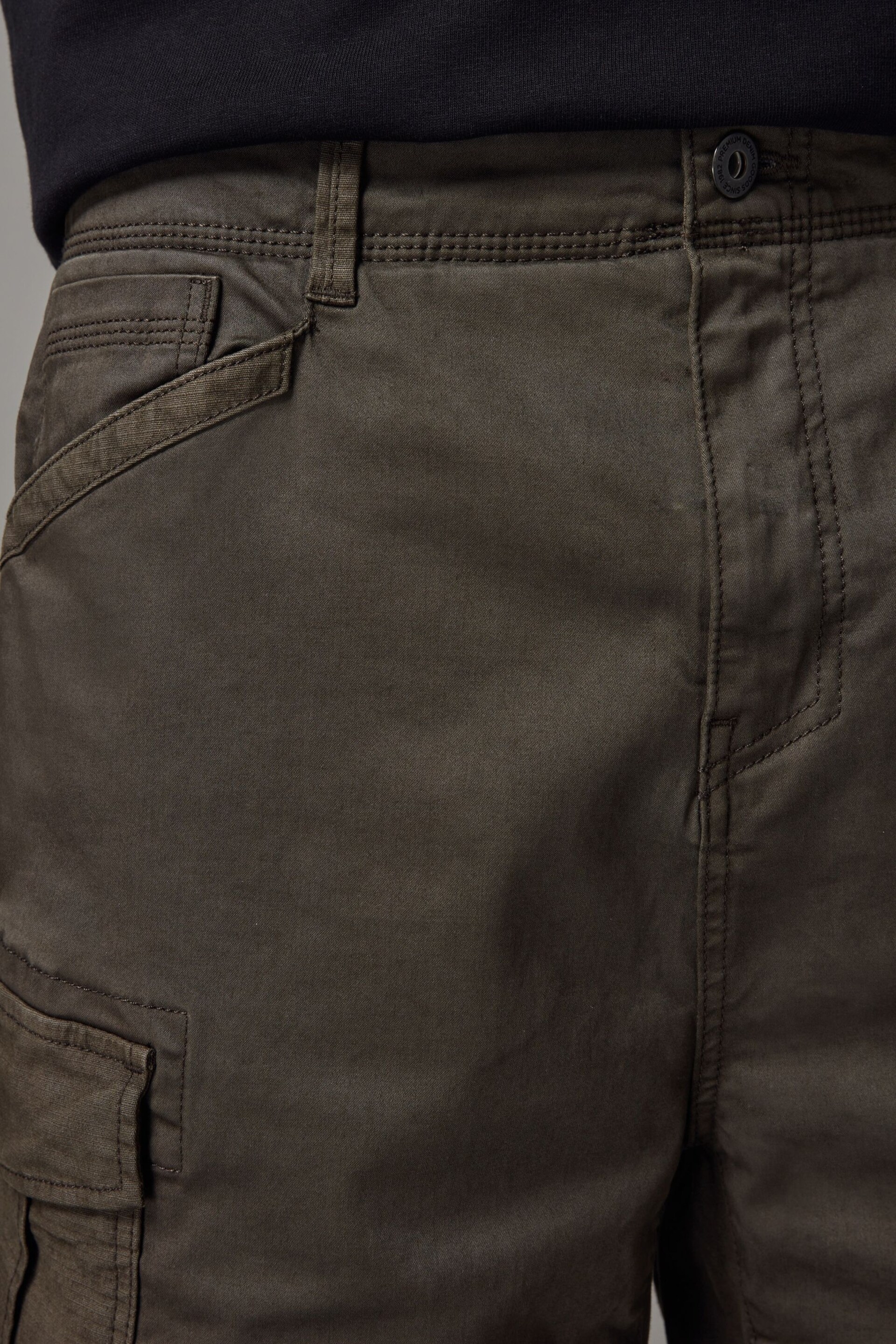 Khaki Green Premium Washed Cotton Cargo Shorts - Image 6 of 10