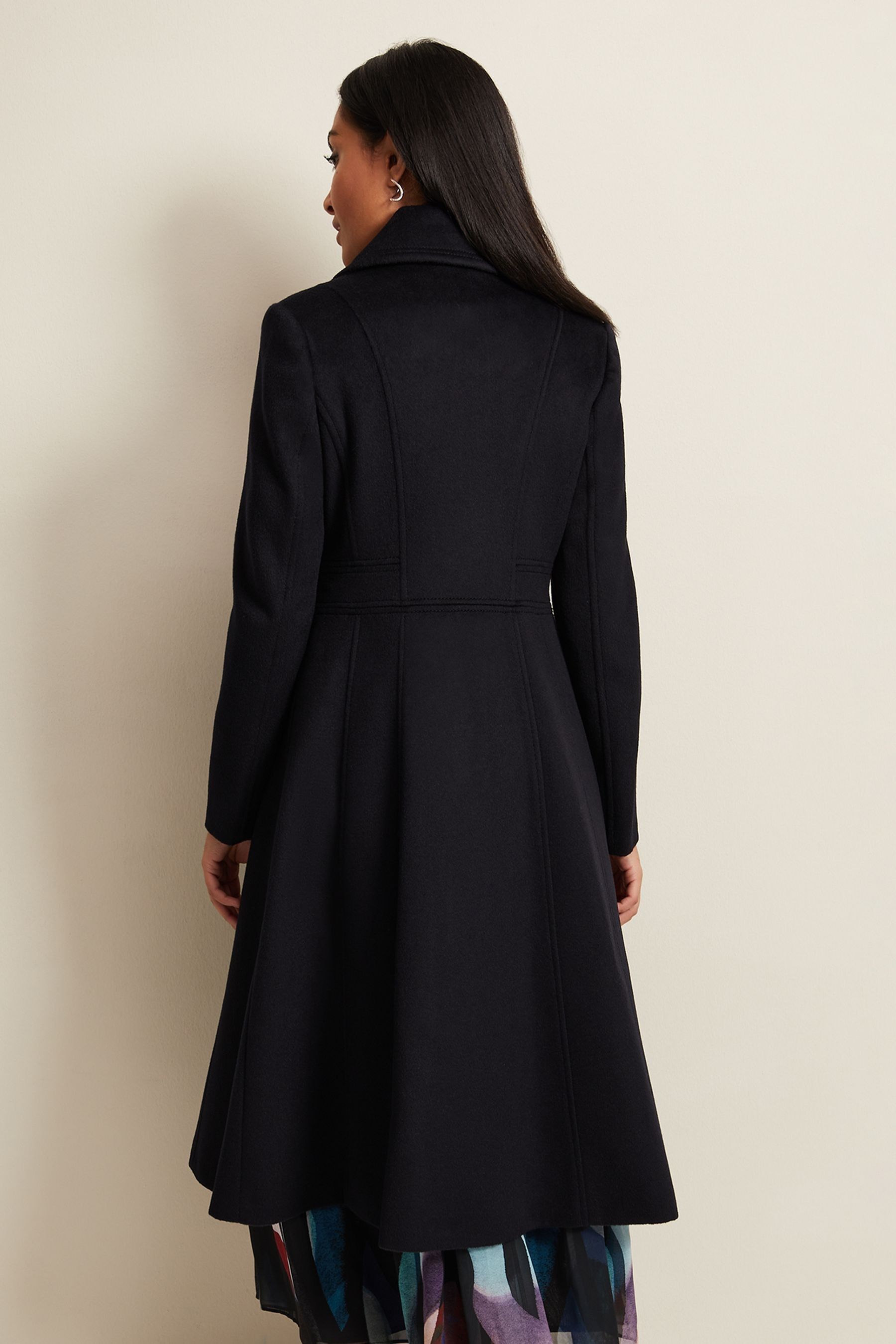 Sandra coat shop
