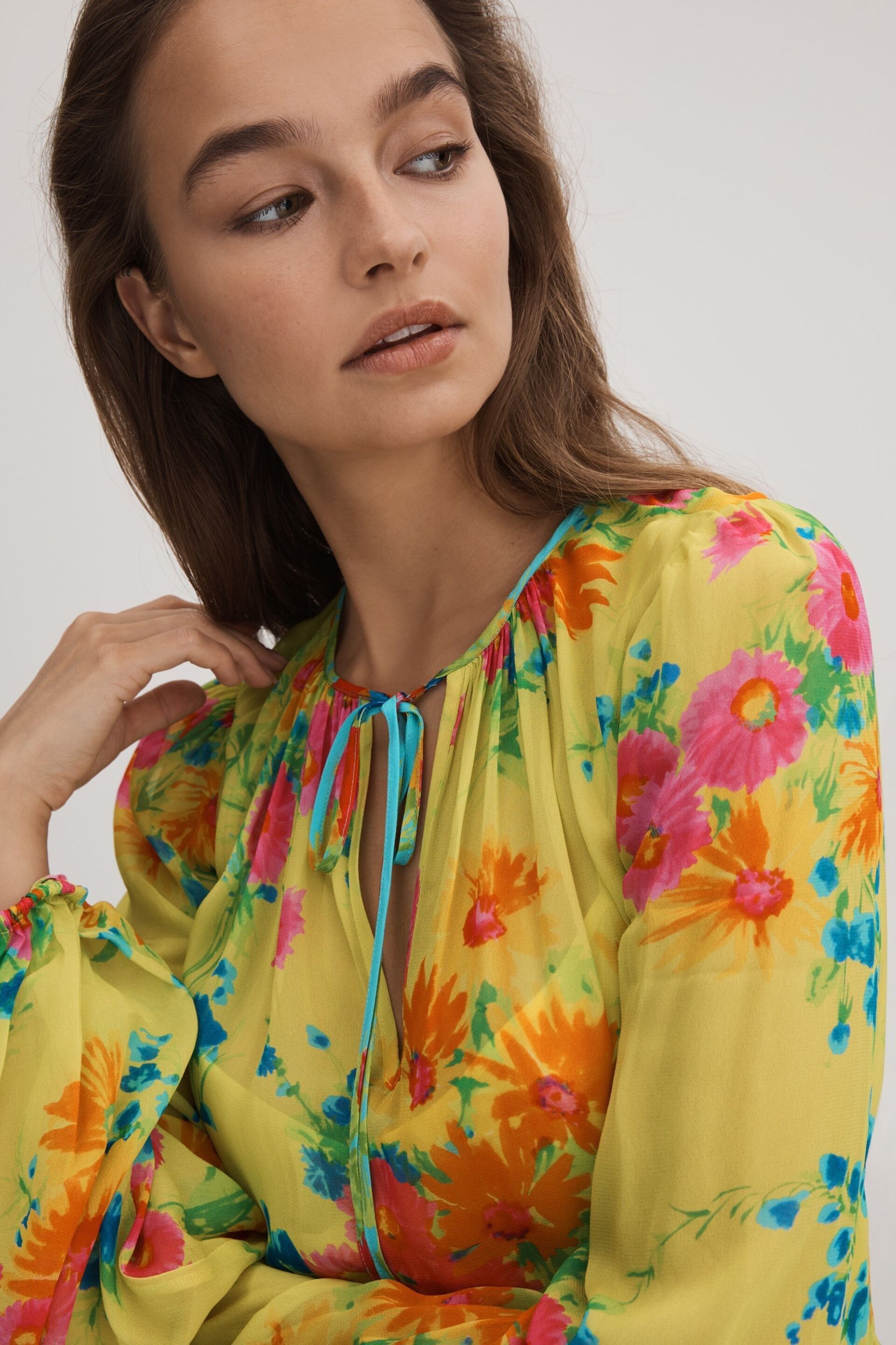 Florere Printed Tie Neck Blouse - Image 4 of 6