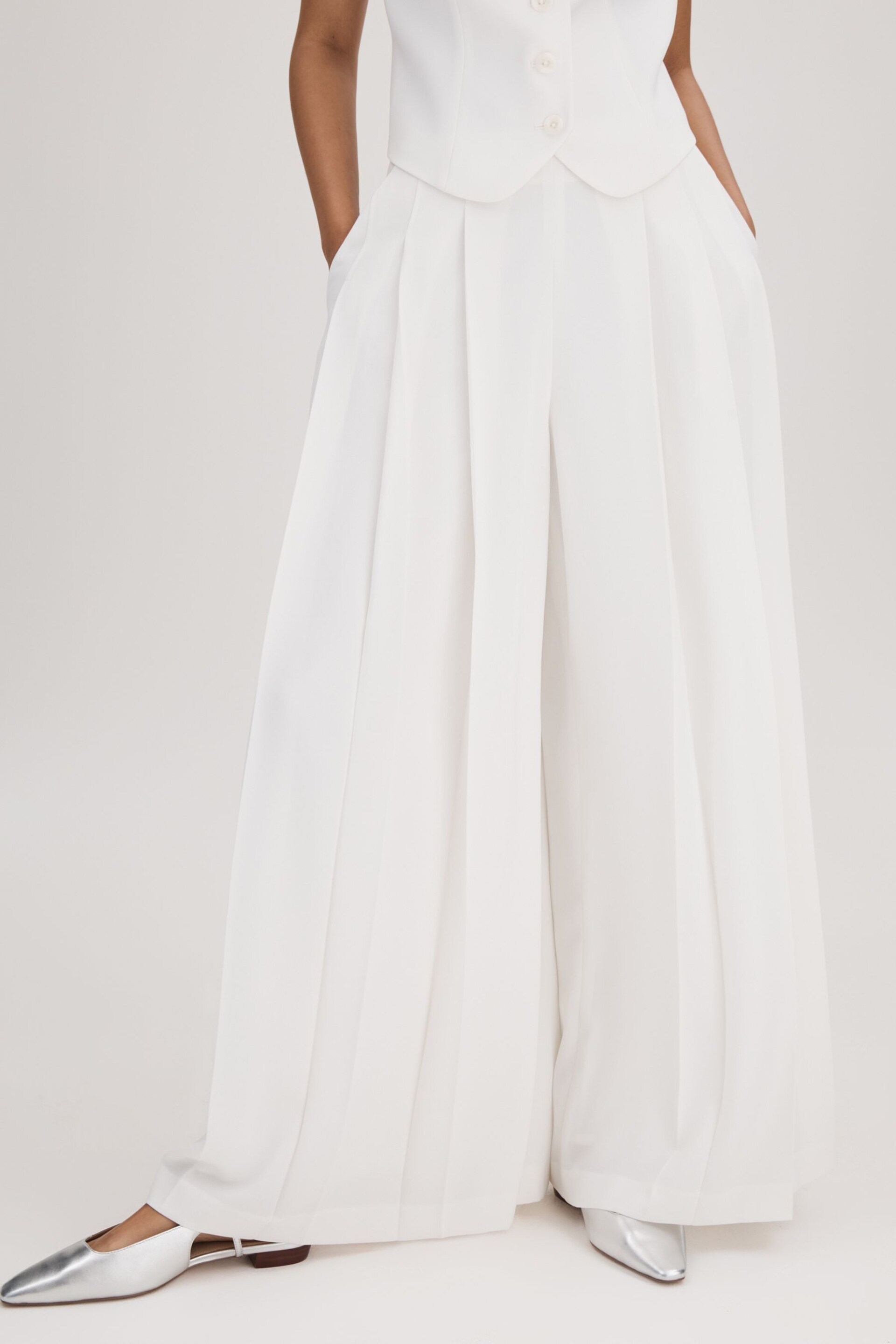 Florere Pleated Wide Leg Trousers - Image 3 of 7