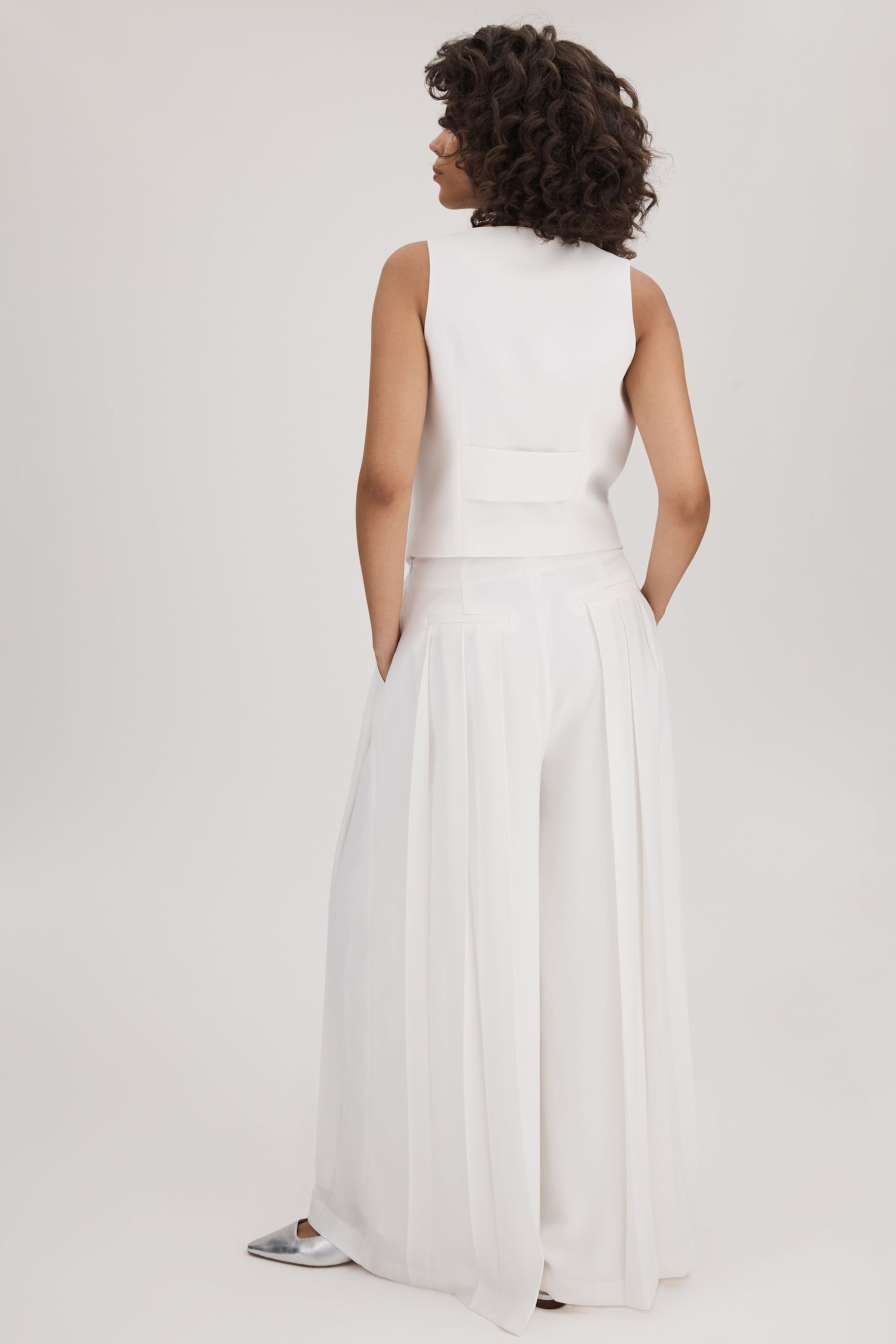 Florere Pleated Wide Leg Trousers - Image 5 of 7