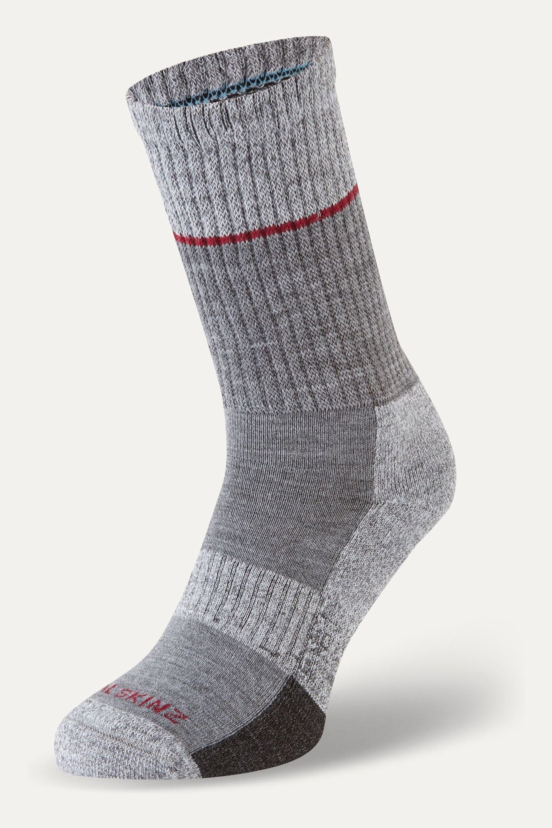 Sealskinz Thurton Non-Waterproof Quickdry Mid Length Socks - Image 1 of 2