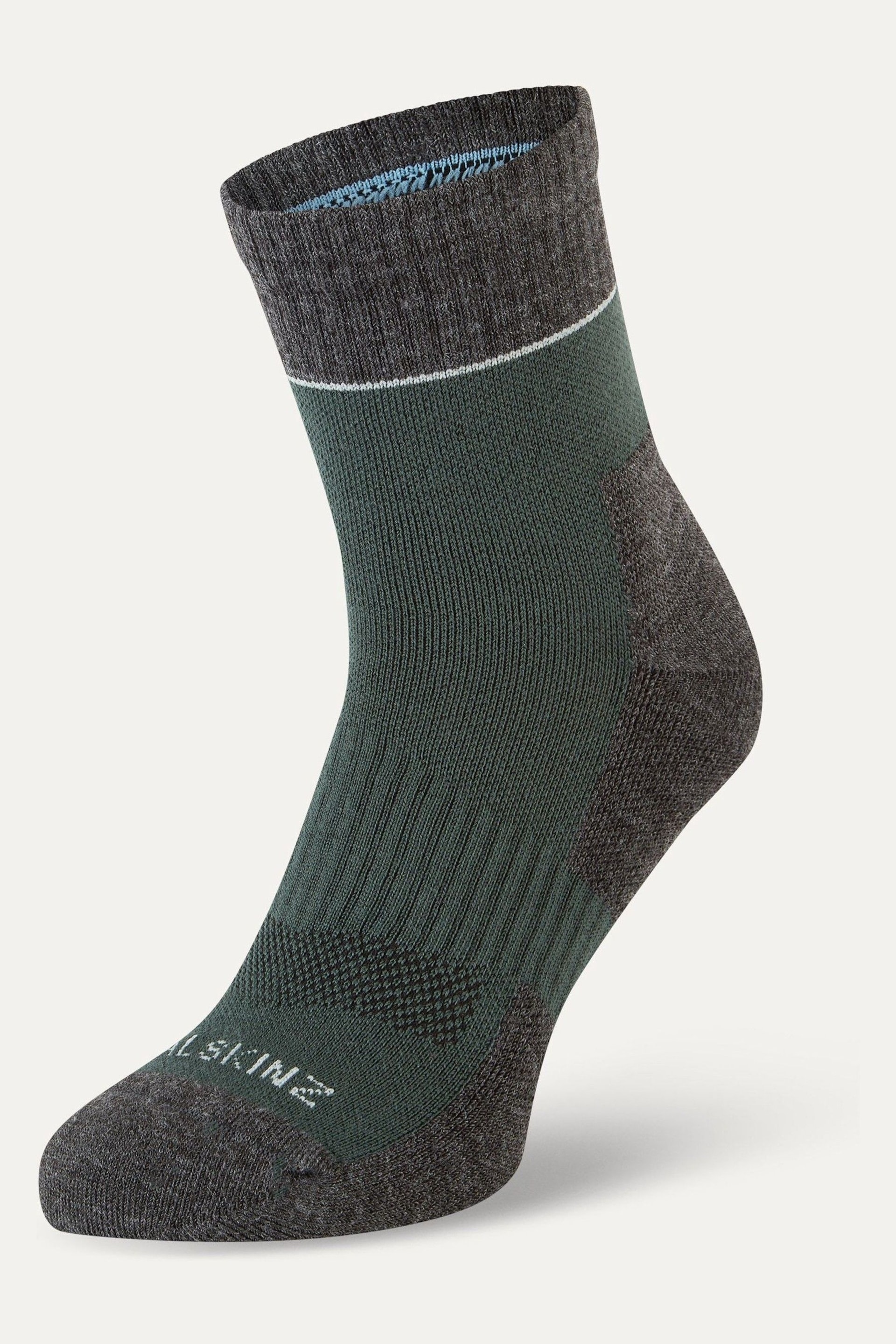 Sealskinz Morston Non-Waterproof Quickdry Ankle Length Socks - Image 1 of 2