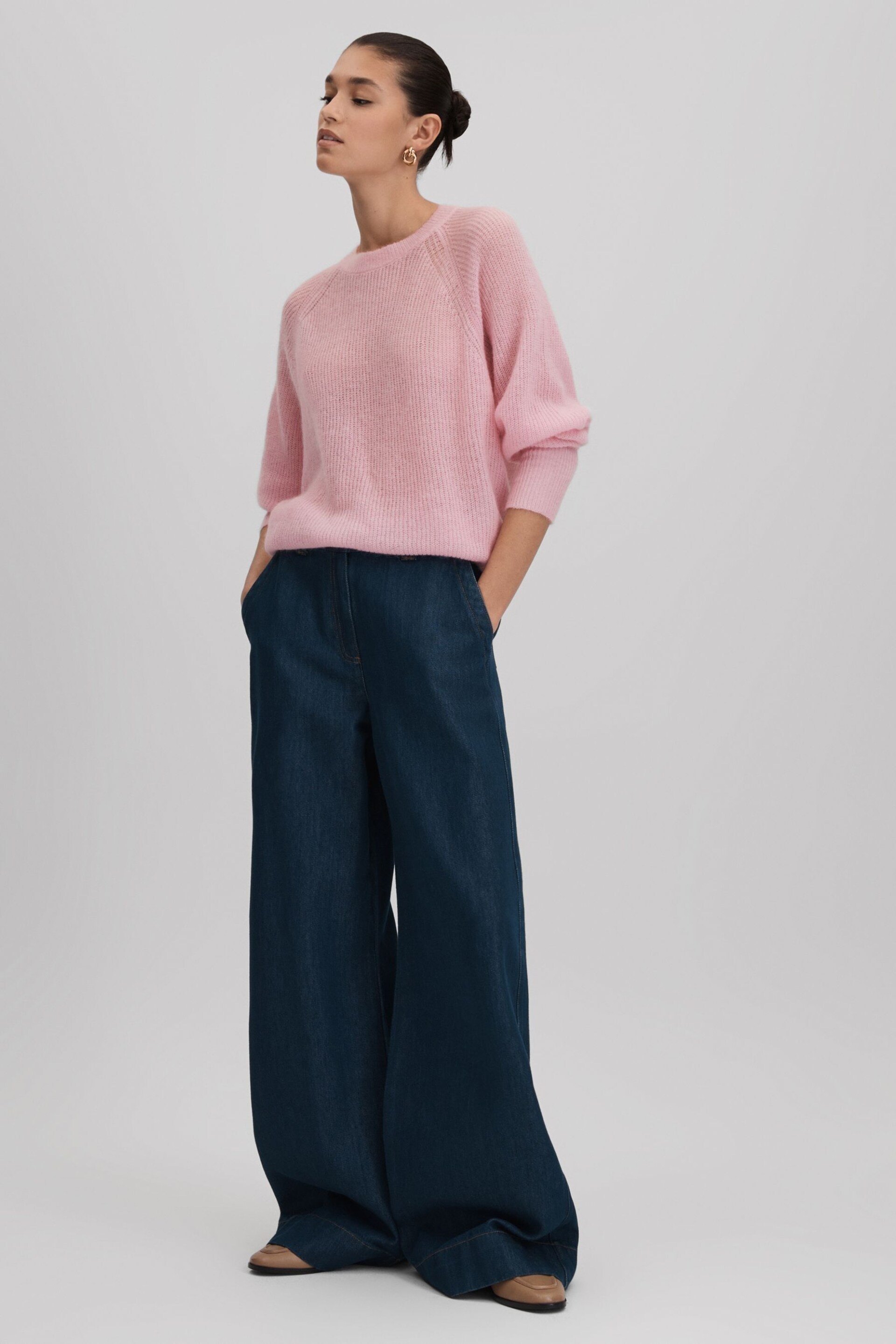 Reiss Light Pink Mae Oversized Crew Neck Jumper - Image 1 of 6