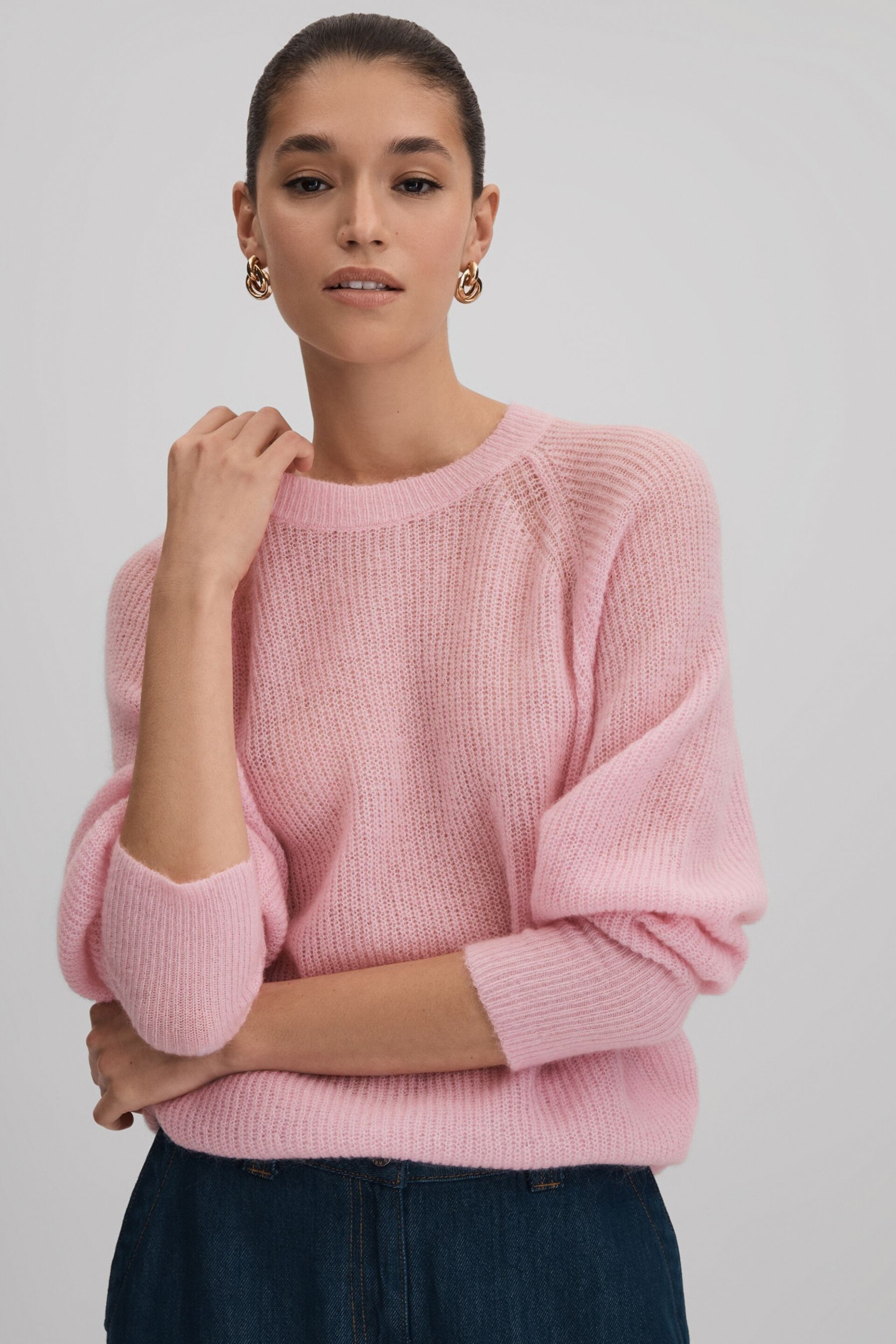 Reiss Light Pink Mae Oversized Crew Neck Jumper - Image 3 of 6