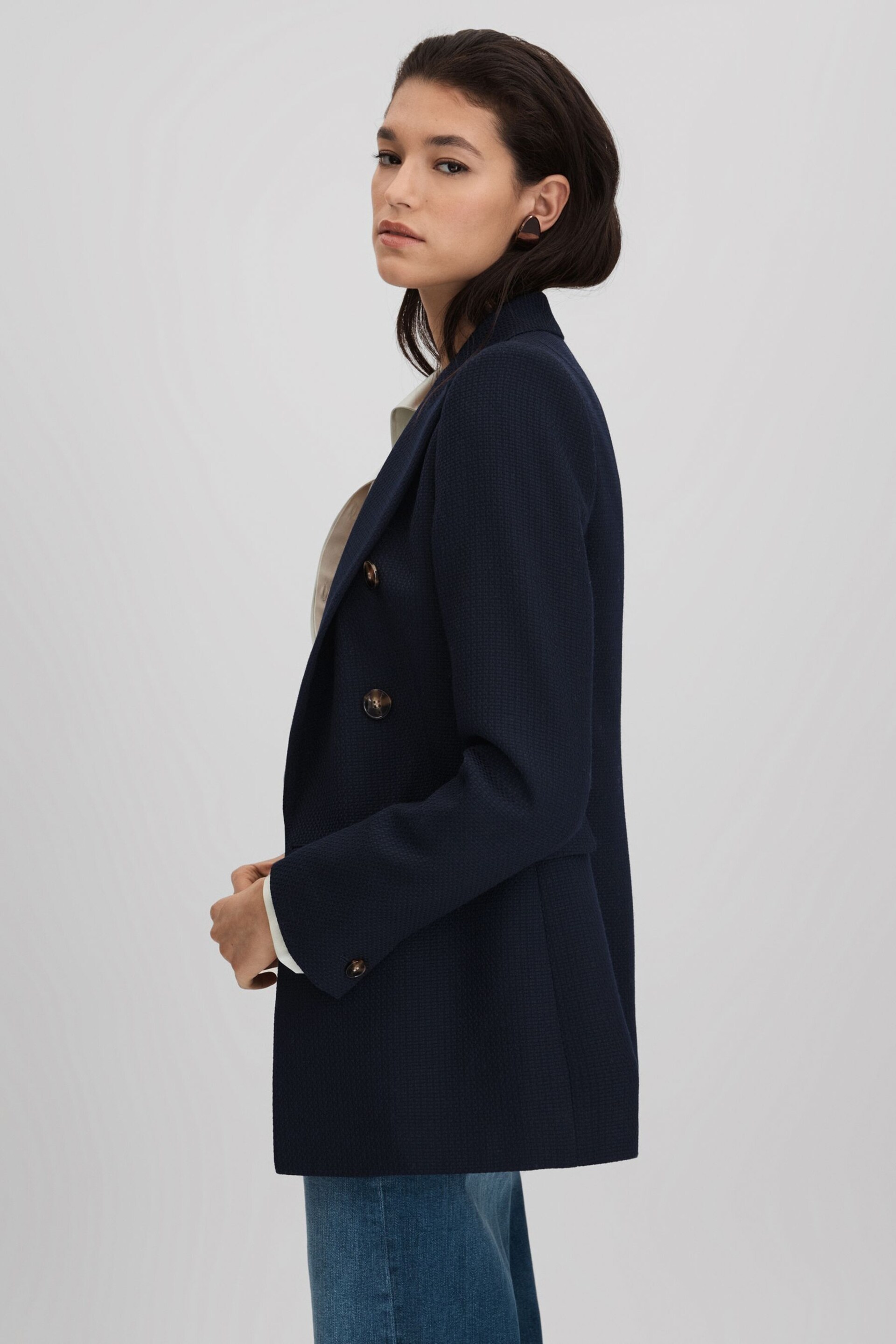 Reiss Navy Lana Tailored Textured Wool Blend Double Breasted Blazer - Image 5 of 7