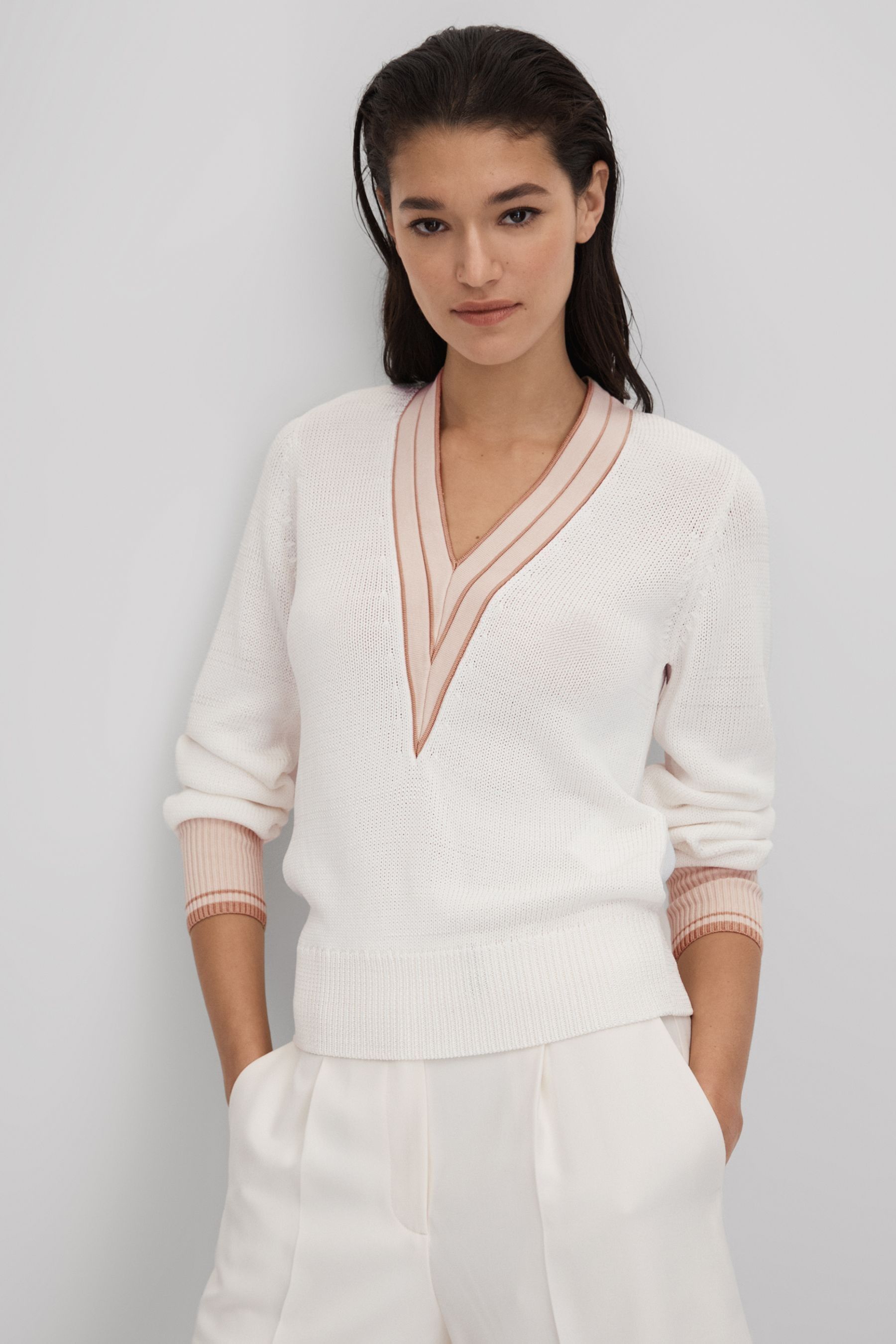 Buy Reiss Light Pink Tor Contrast V Neck Jumper from Next Hong Kong