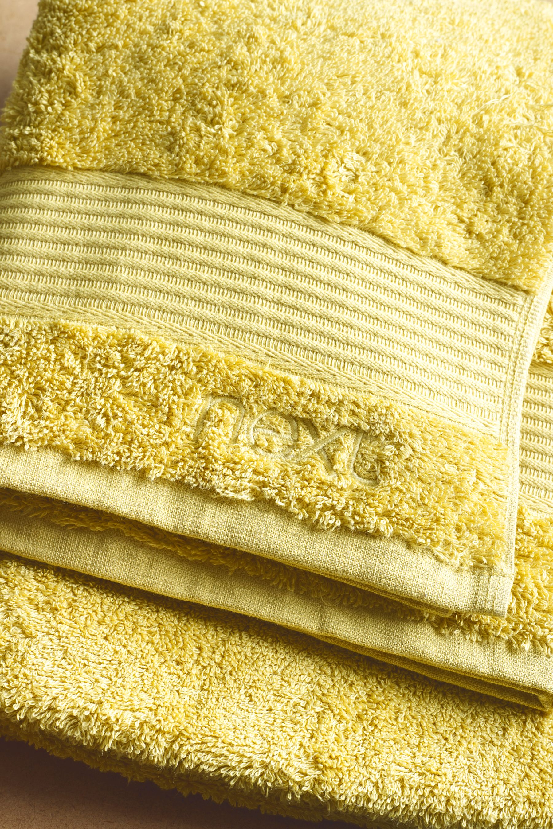 Butter yellow towels sale