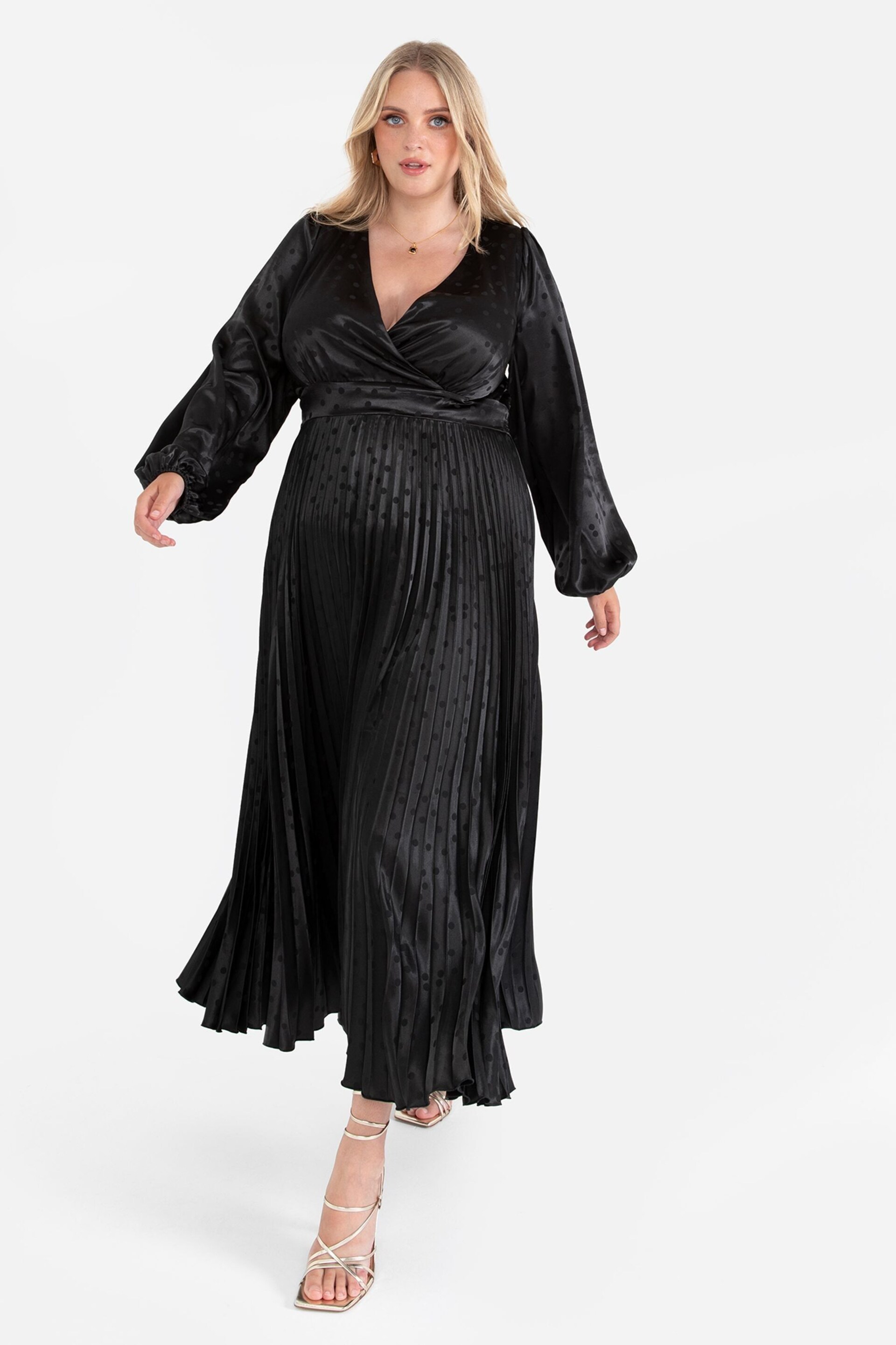 Lovedrobe Jacquard Satin Pleated Black Midaxi Dress - Image 4 of 5