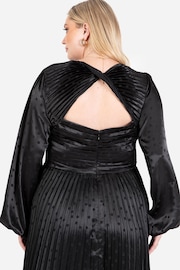 Lovedrobe Jacquard Satin Pleated Black Midaxi Dress - Image 5 of 5