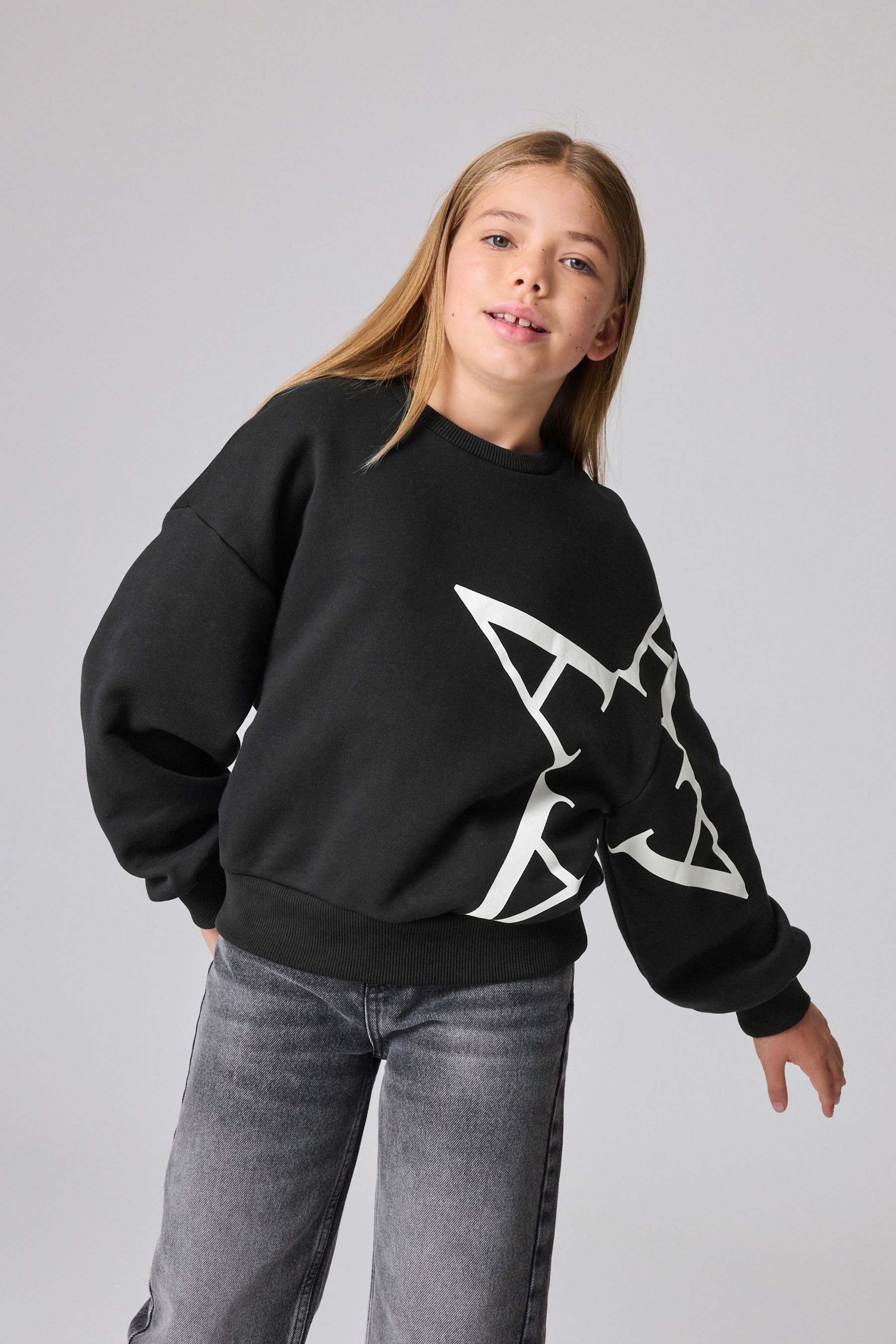 Black graphic jumper discount